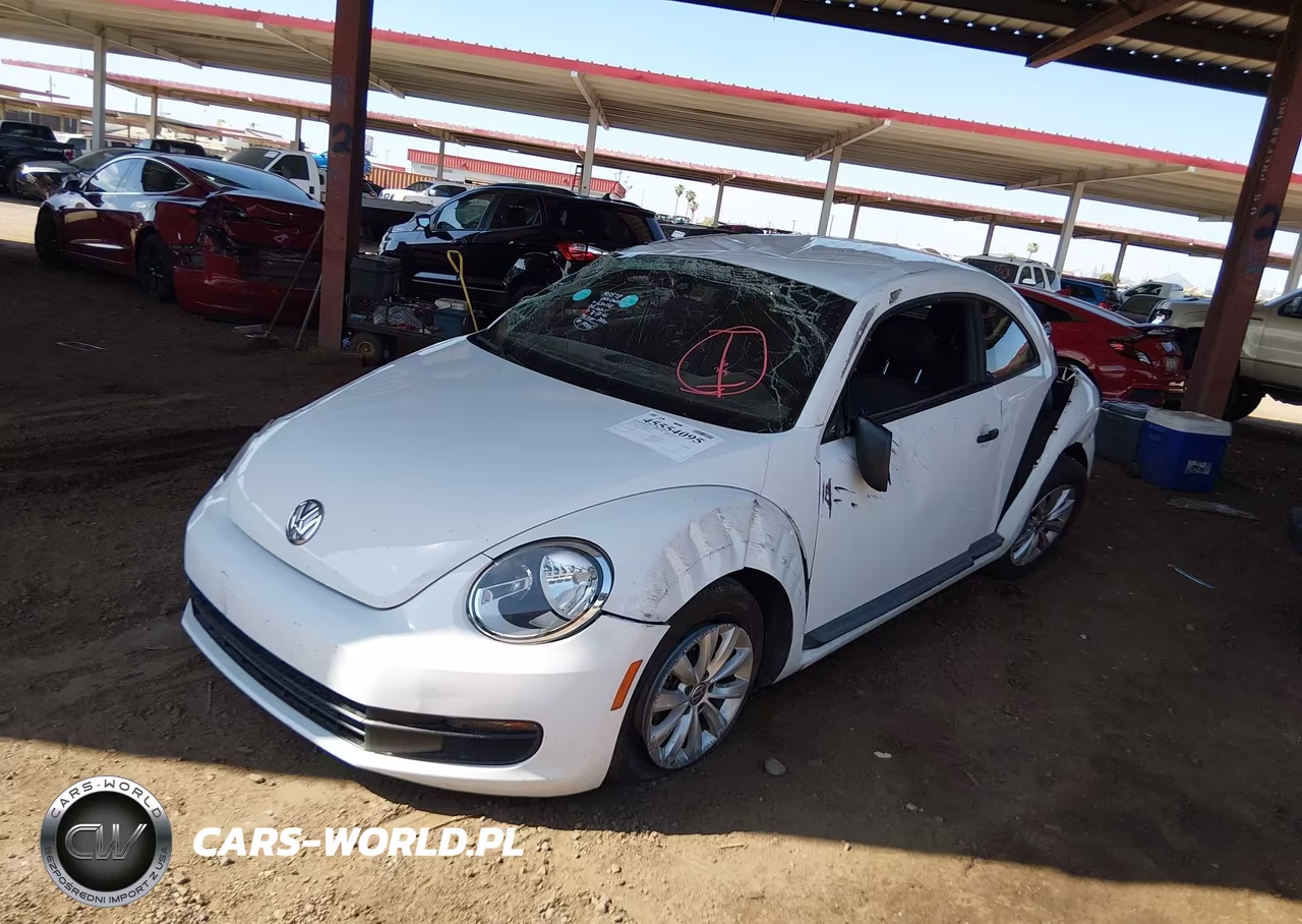 2016 Volkswagen Beetle 1.8T S VIN:3VWF17AT1GM630168 - 6