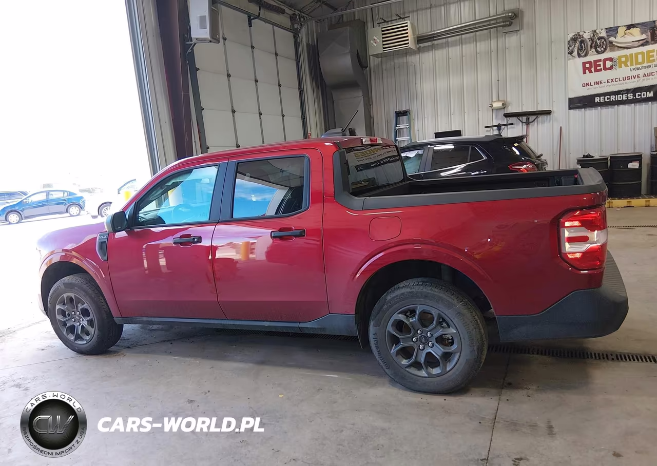 2025 Ford Maverick Xlt VIN:3FTTW8J35SRB28367 - 15
