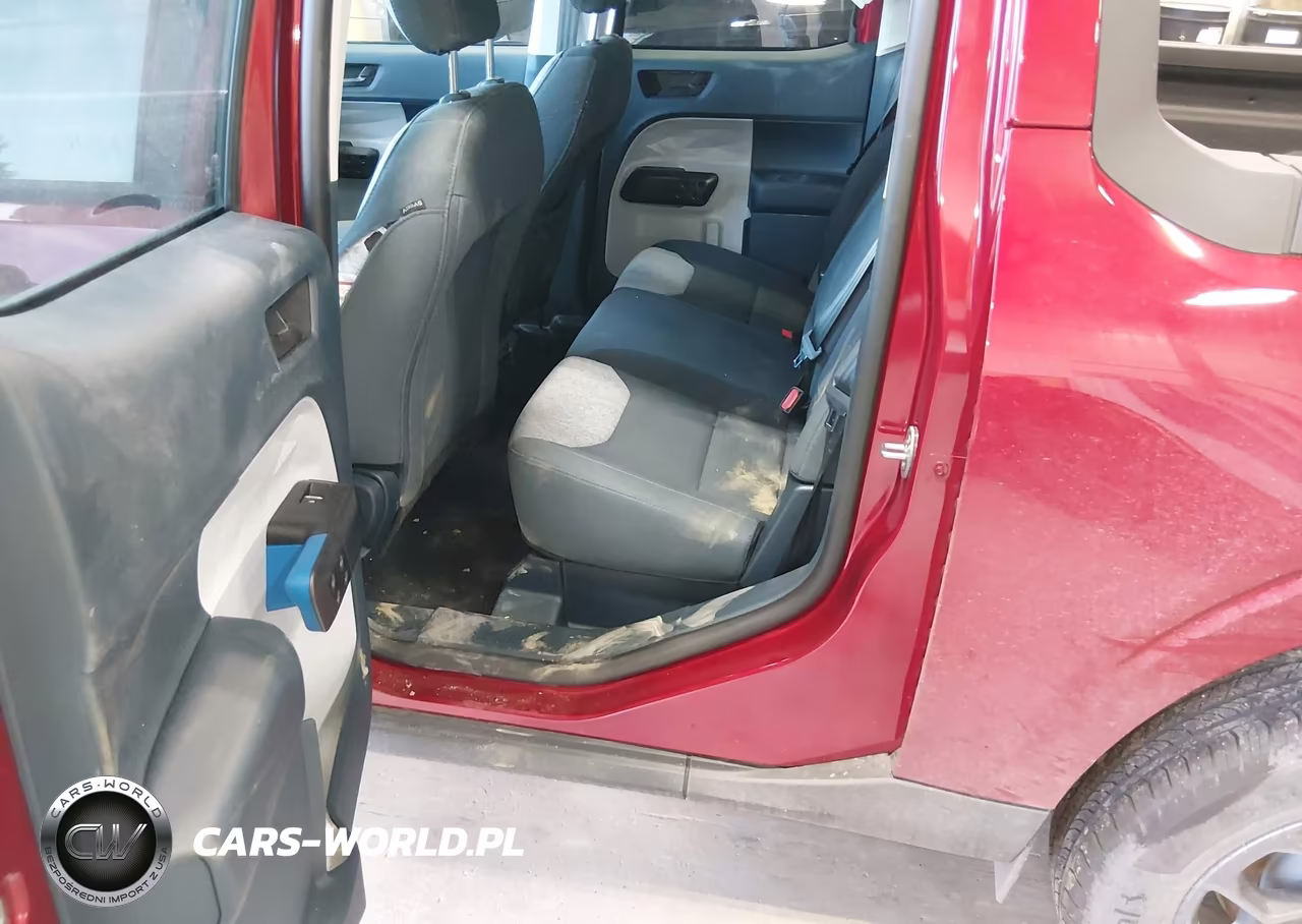 2025 Ford Maverick Xlt VIN:3FTTW8J35SRB28367 - 8