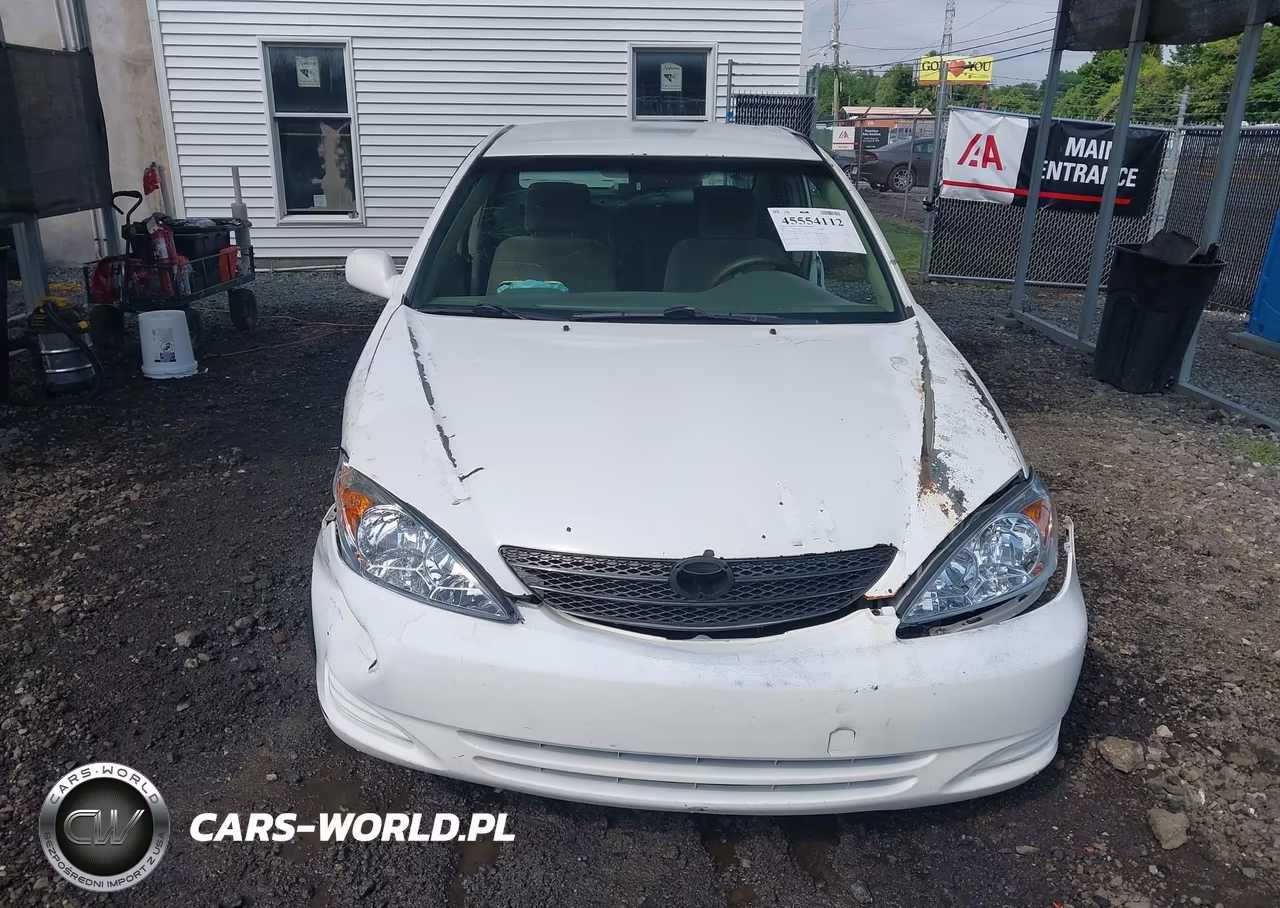 2003 Toyota Camry Le VIN:4T1BE32K23U226012 - 12