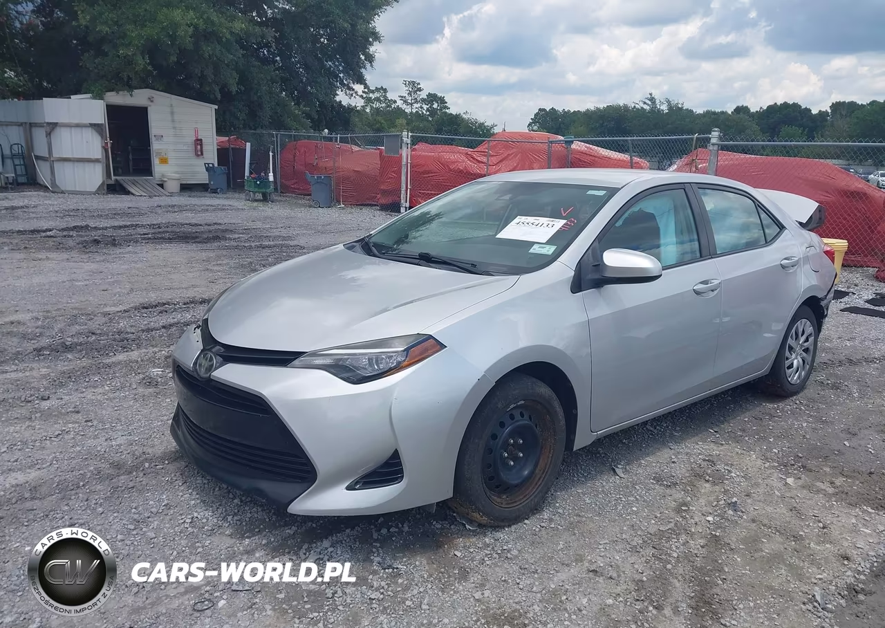2017 Toyota Corolla Le VIN:2T1BURHE3HC851700 - 2