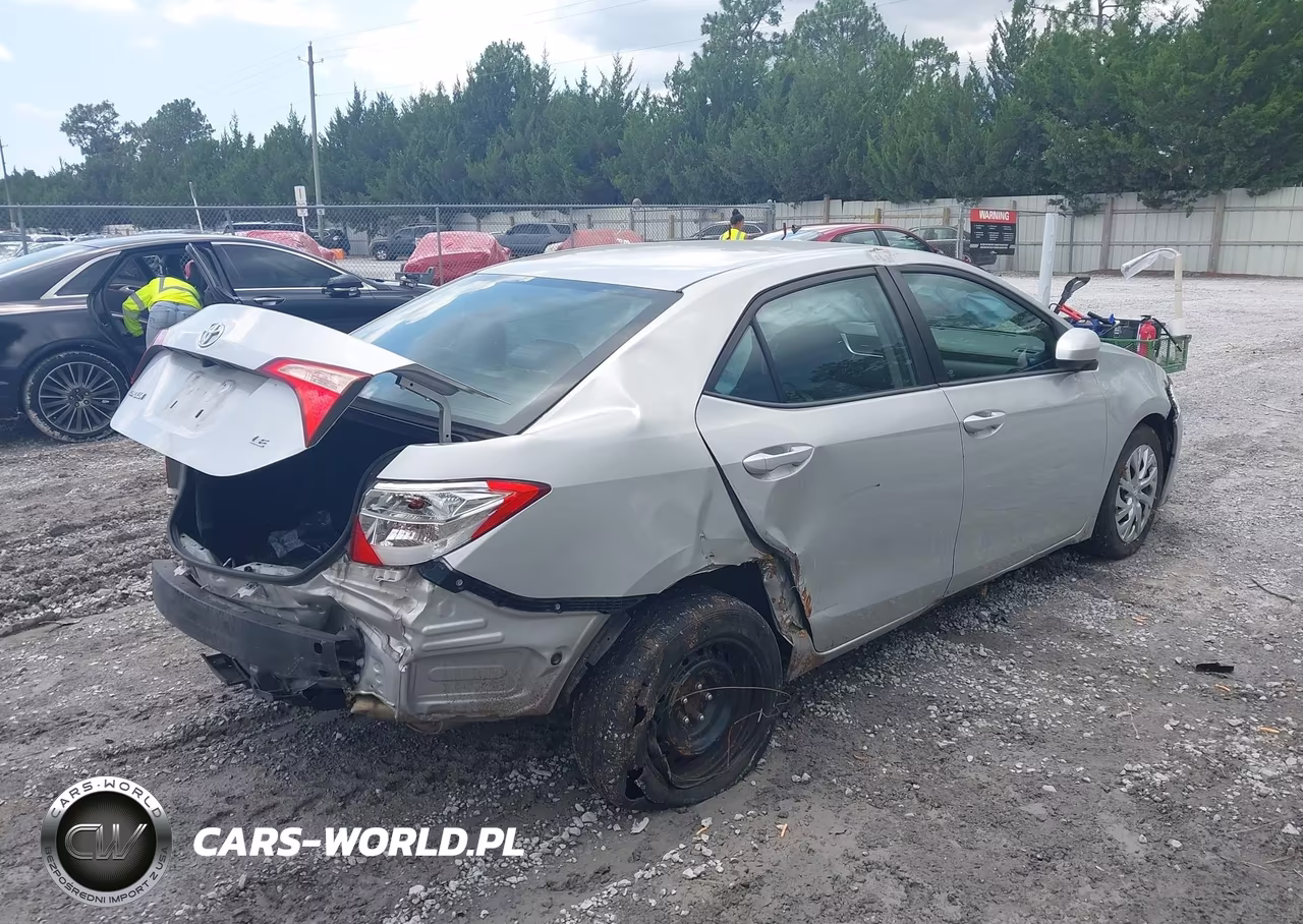 2017 Toyota Corolla Le VIN:2T1BURHE3HC851700 - 4