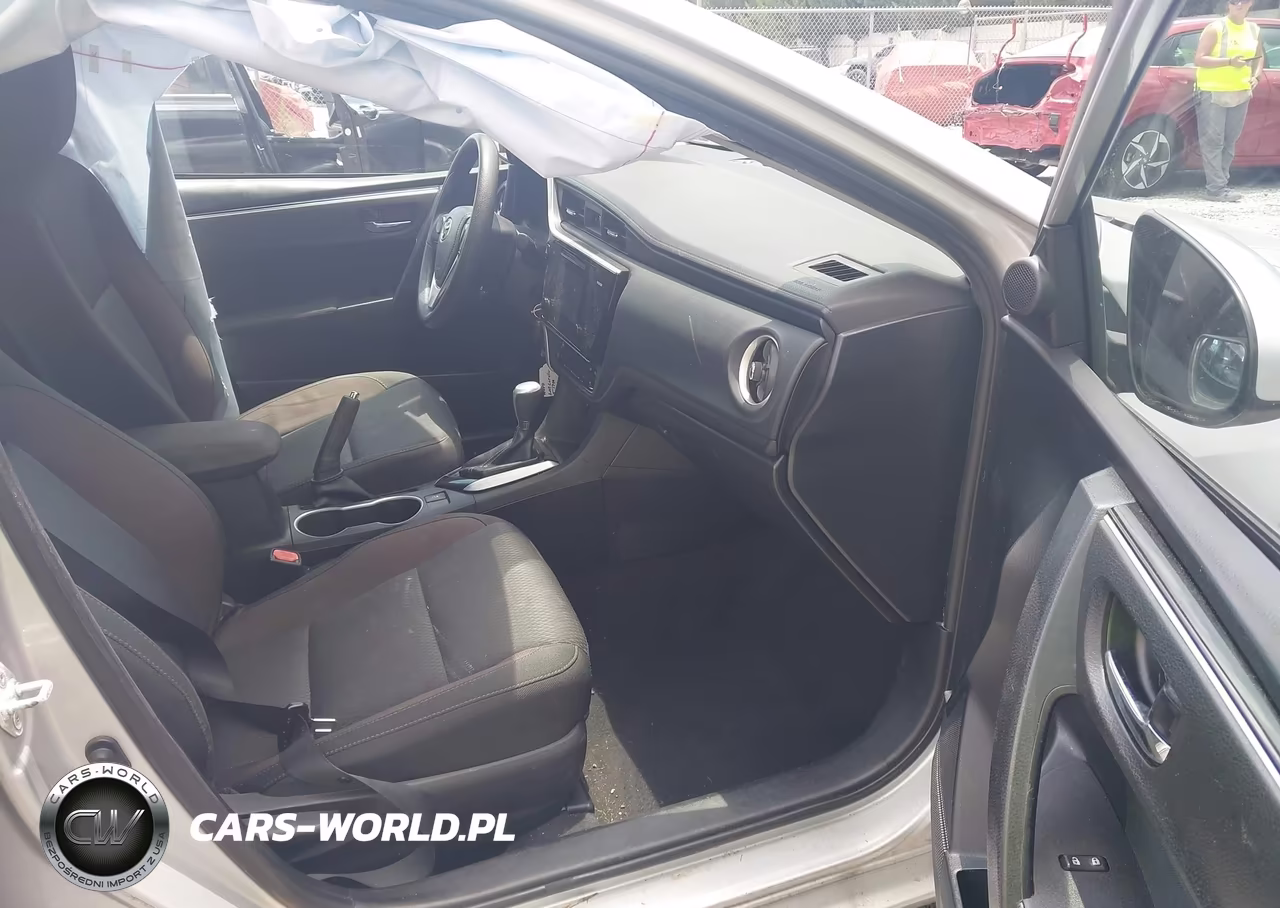 2017 Toyota Corolla Le VIN:2T1BURHE3HC851700 - 5