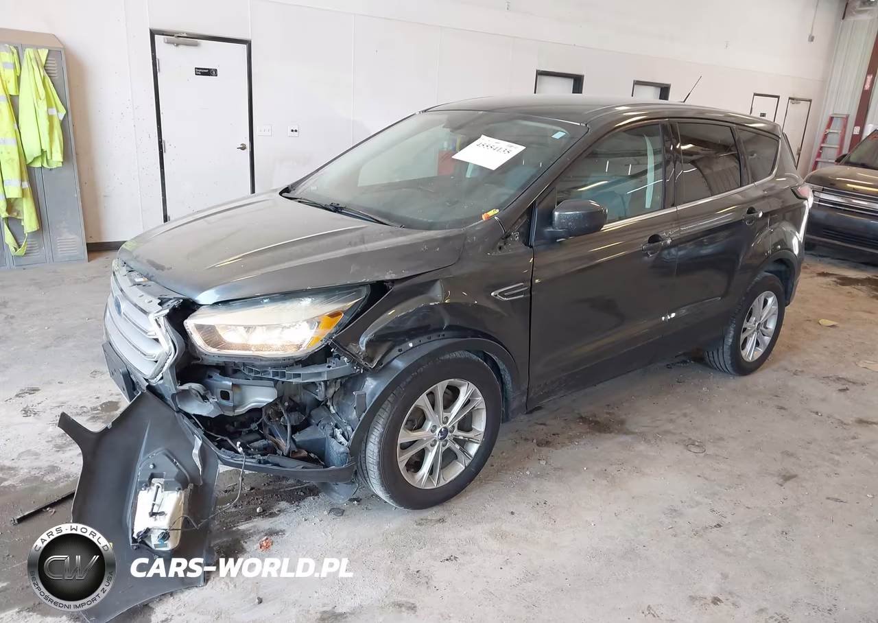 2017 Ford Escape Se VIN:1FMCU0GDXHUD37396 - 2