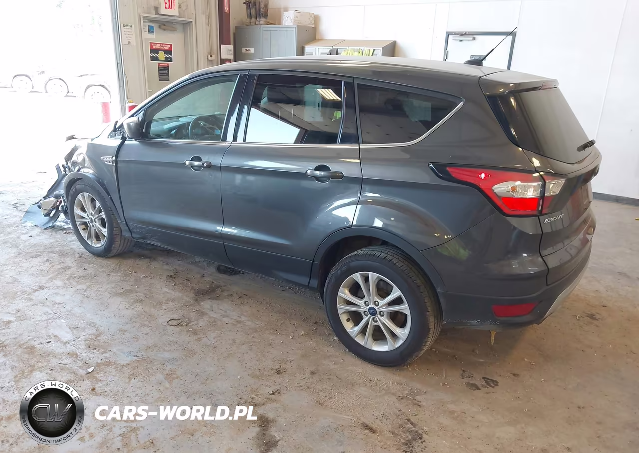 2017 Ford Escape Se VIN:1FMCU0GDXHUD37396 - 3