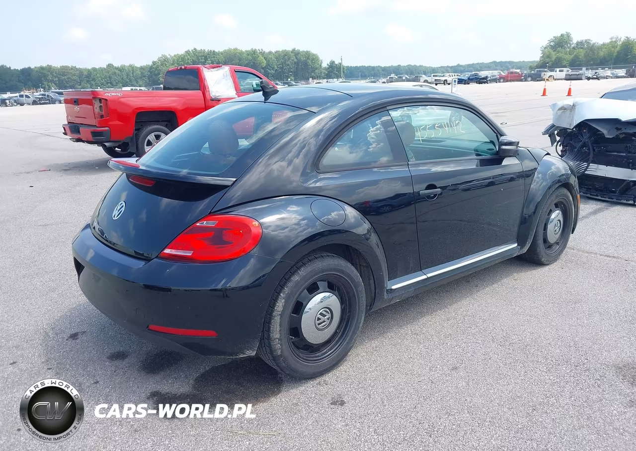 2015 Volkswagen Beetle 1.8T Classic VIN:3VWF17AT9FM616534 - 4