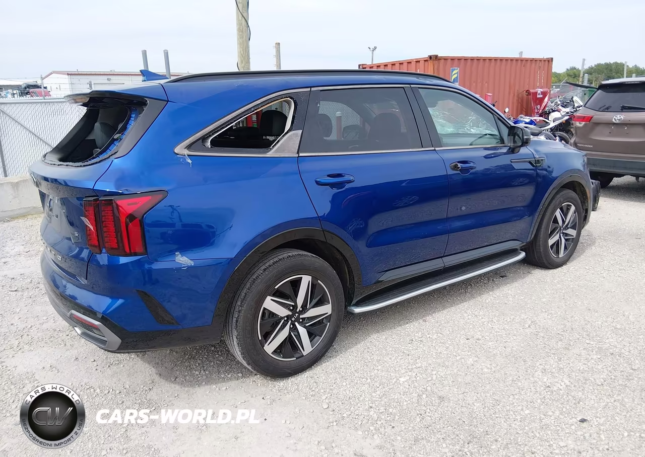 2021 Kia Sorento S VIN:5XYRL4LC9MG035566 - 4