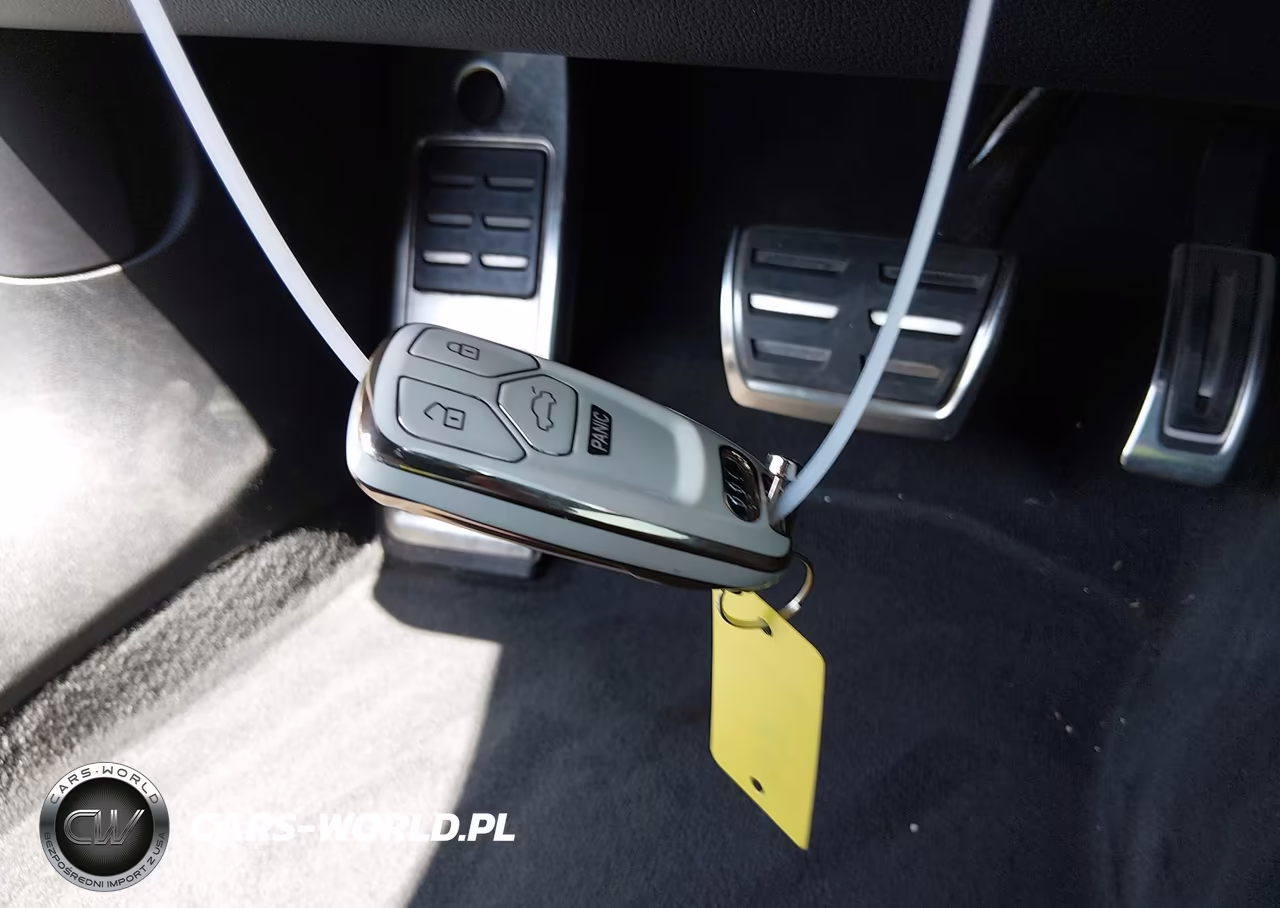 2018 Audi A4 2.0T Premium-2.0T Tech Premium VIN:WAUENAF44JA023054 - 11