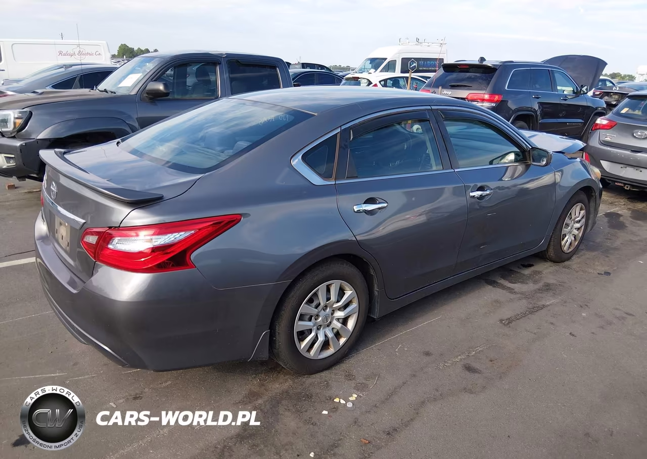 2016 Nissan Altima 2.5 S VIN:1N4AL3AP8GN384556 - 4