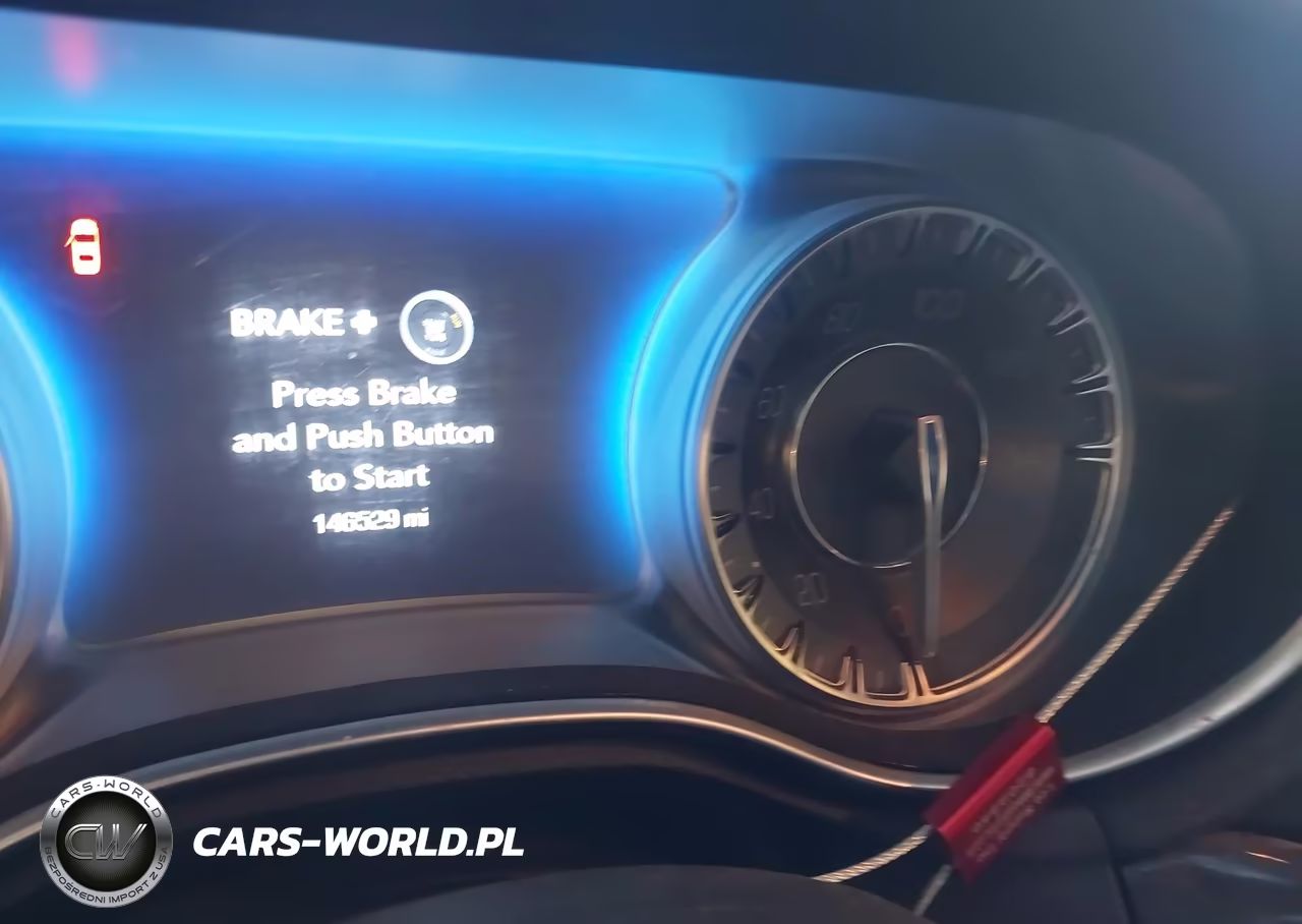 2019 Chrysler 300 Limited VIN:2C3CCAEG9KH528137 - 7