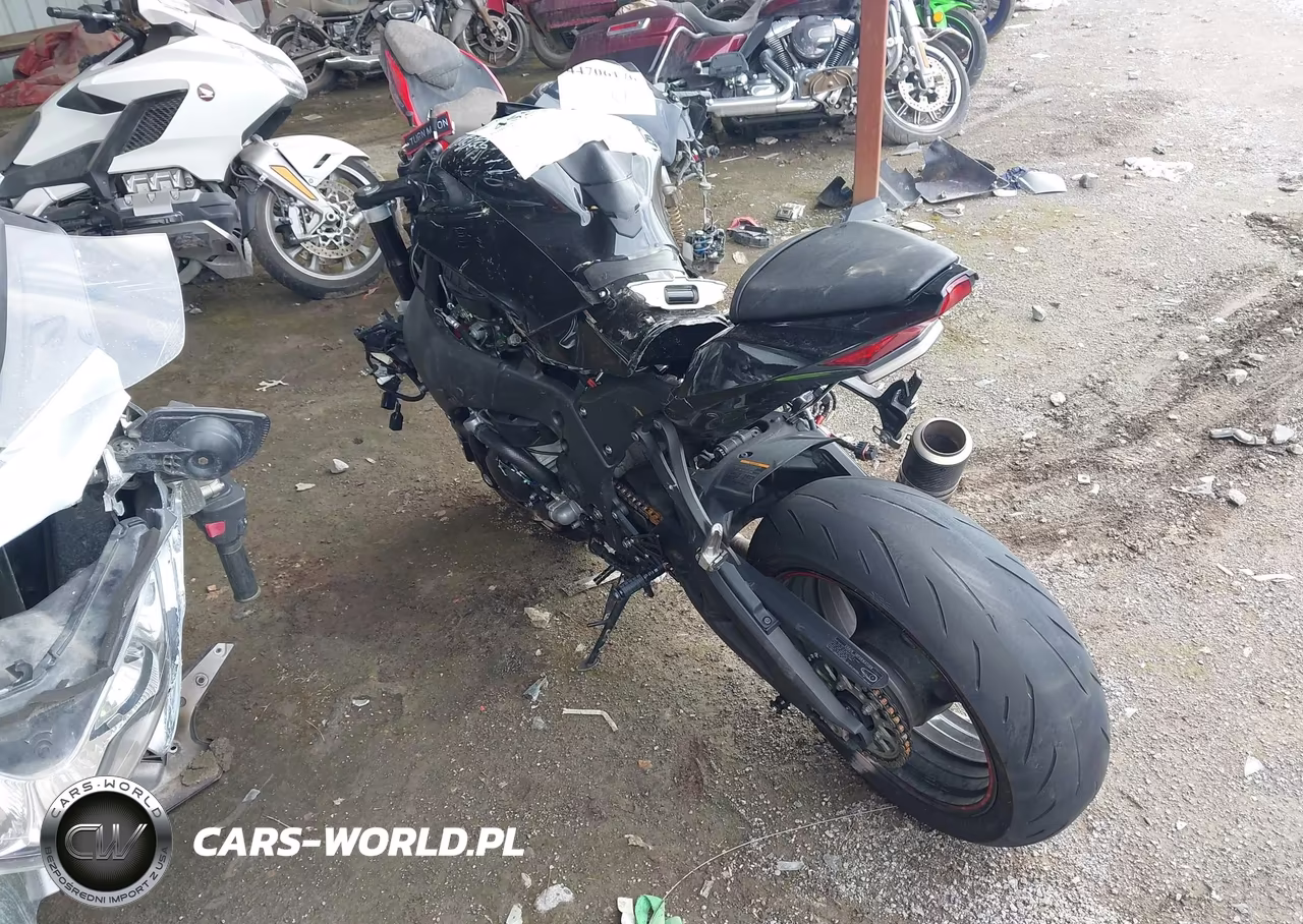 2020 Kawasaki Zx1002 VIN:JKBZXVE19LA004957 - 3