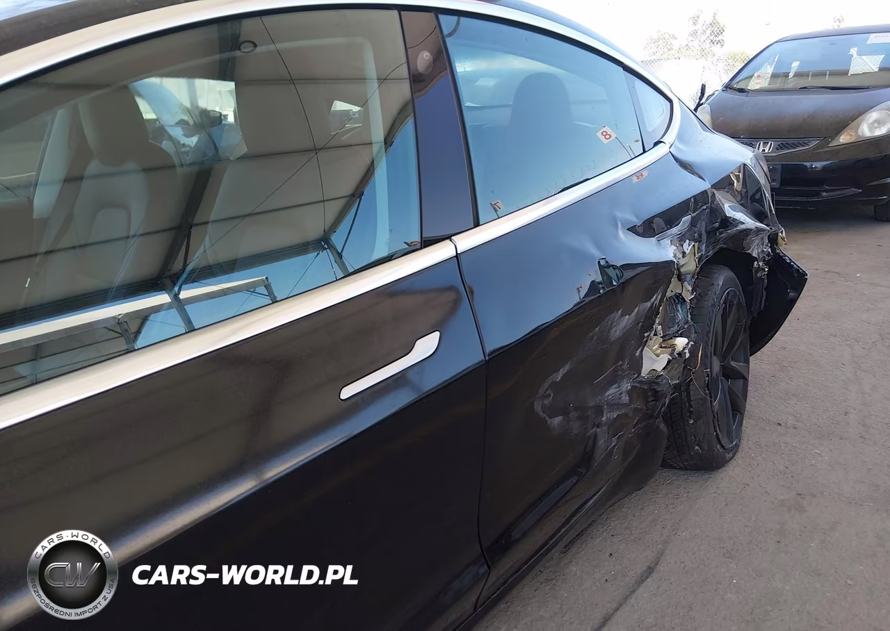 2018 Tesla Model 3 Long Range-Mid Range VIN:5YJ3E1EA3JF070262 - 22