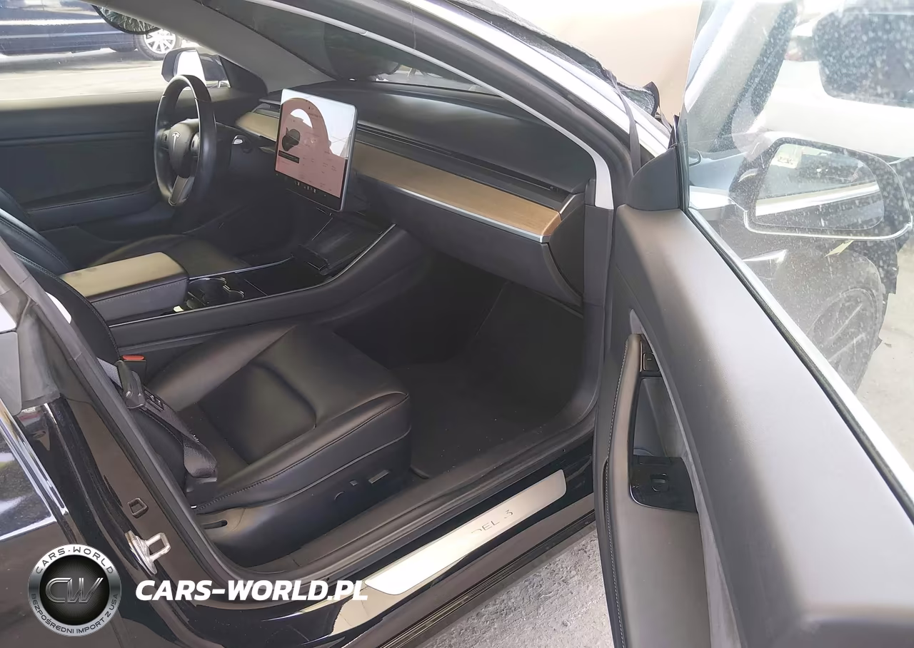 2018 Tesla Model 3 Long Range-Mid Range VIN:5YJ3E1EA3JF070262 - 5