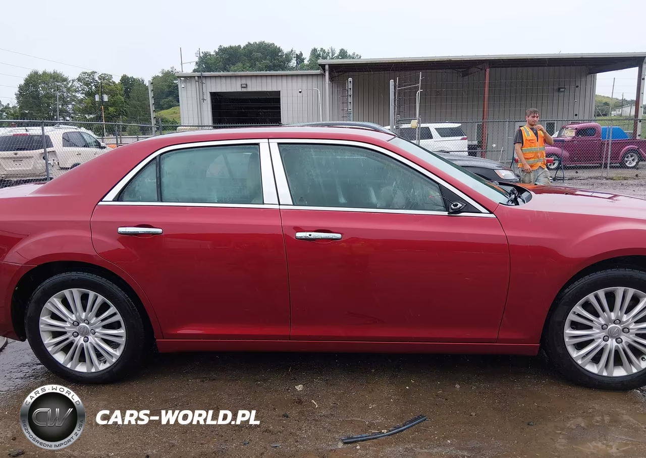 2014 Chrysler 300 VIN:2C3CCARG5EH321470 - 14