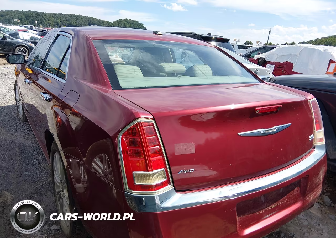 2014 Chrysler 300 VIN:2C3CCARG5EH321470 - 3