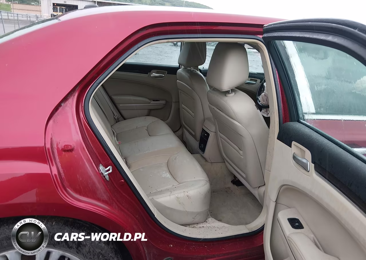 2014 Chrysler 300 VIN:2C3CCARG5EH321470 - 8