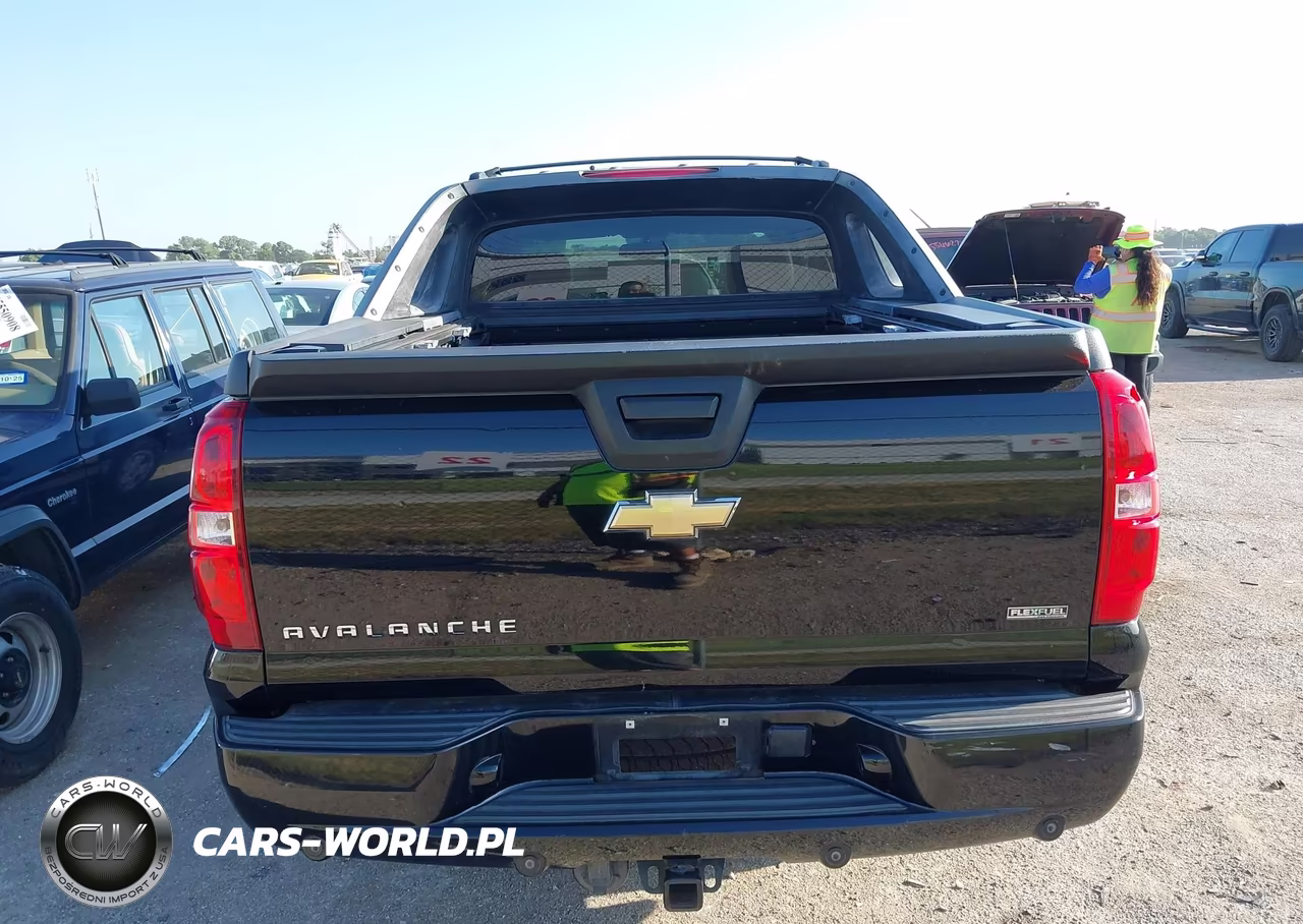 2011 Chevrolet Avalanche 1500 Lt1 VIN:3GNTKFE3XBG223150 - 16