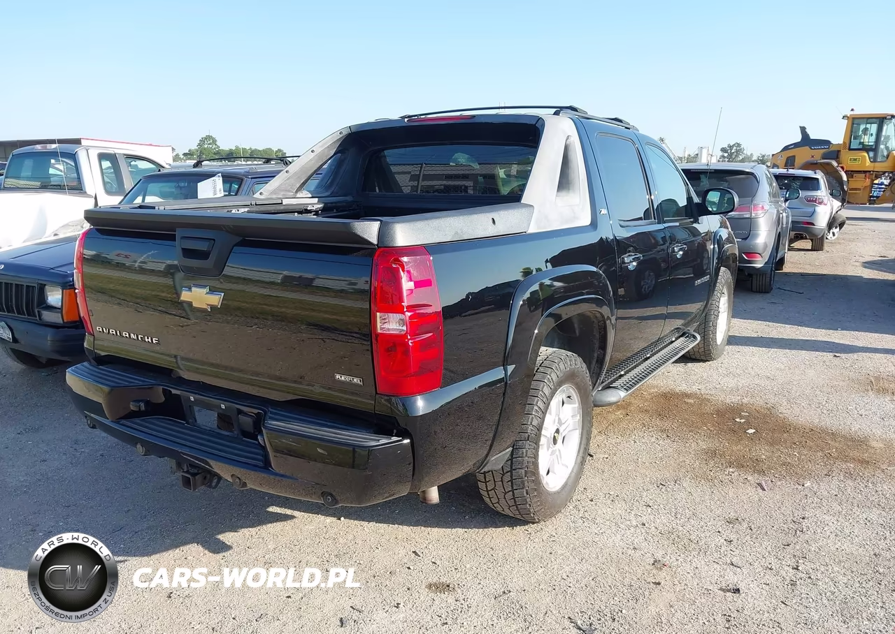 2011 Chevrolet Avalanche 1500 Lt1 VIN:3GNTKFE3XBG223150 - 4