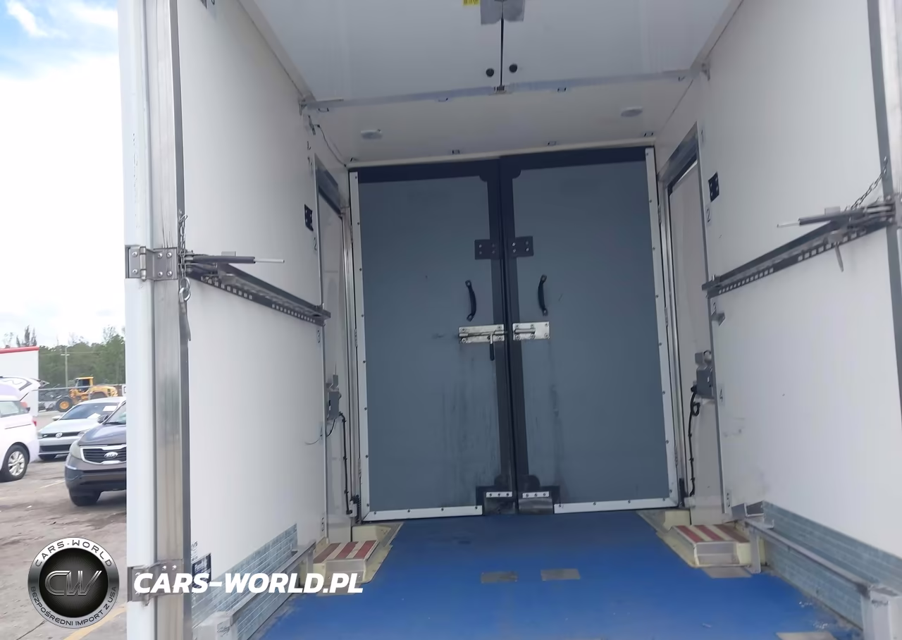 2022 Ford Transit-350 Cab VIN:1FDBW5Z81NKA39765 - 8