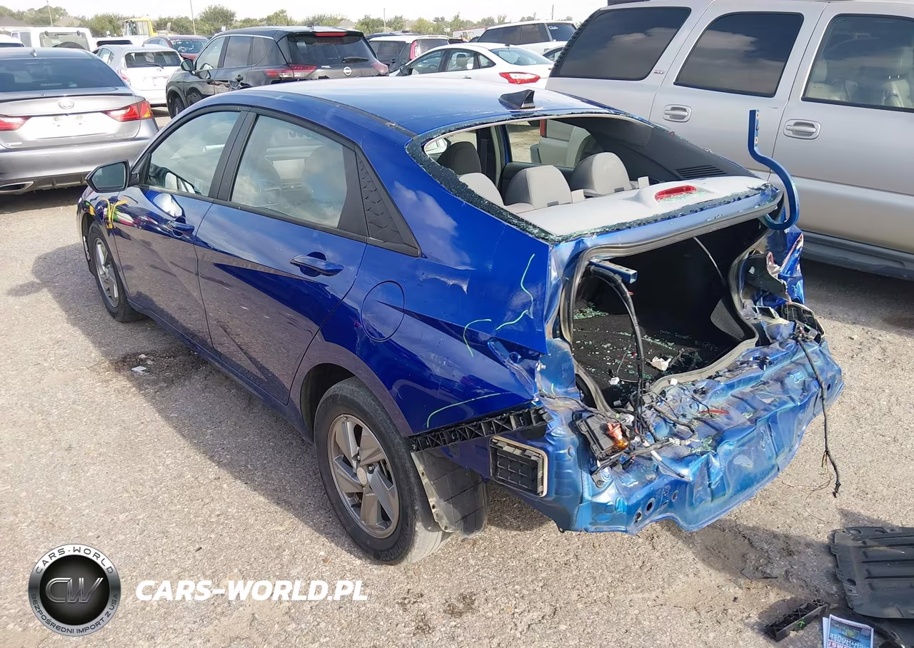2025 Hyundai Elantra Se VIN:KMHLL4DG1SU853727 - 3