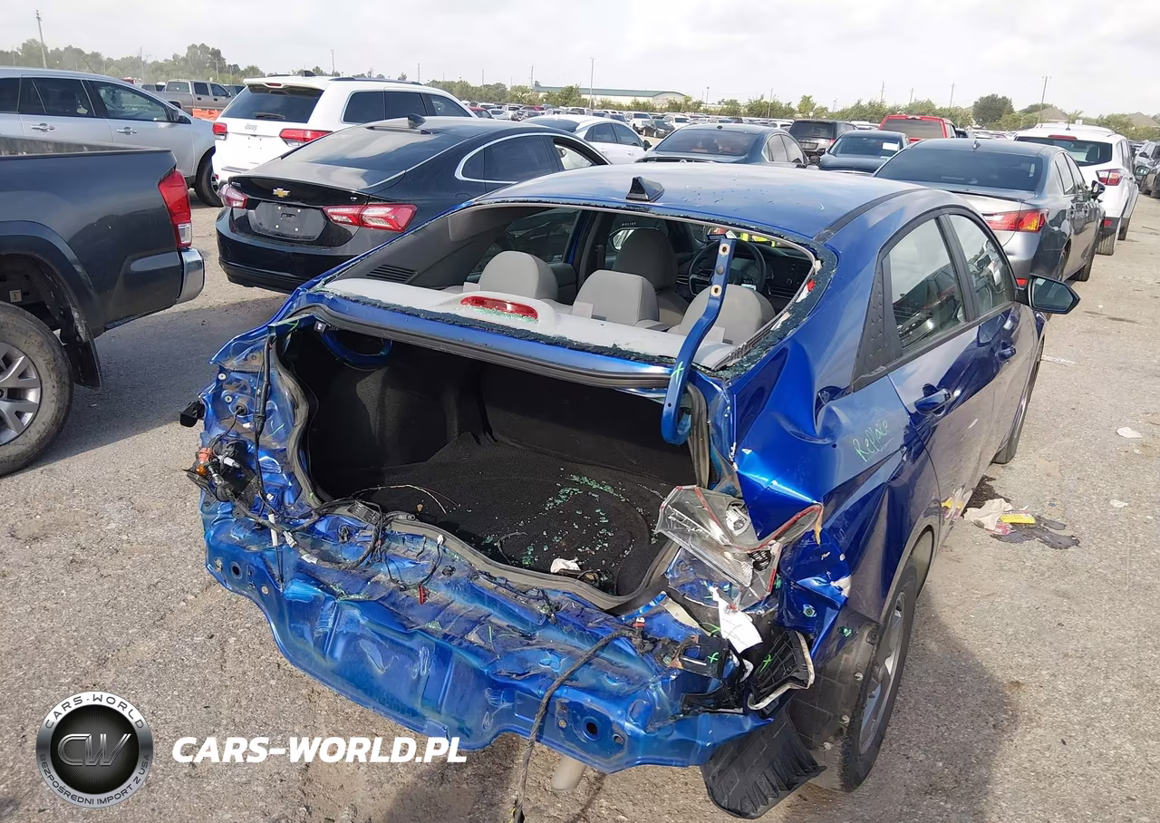 2025 Hyundai Elantra Se VIN:KMHLL4DG1SU853727 - 4