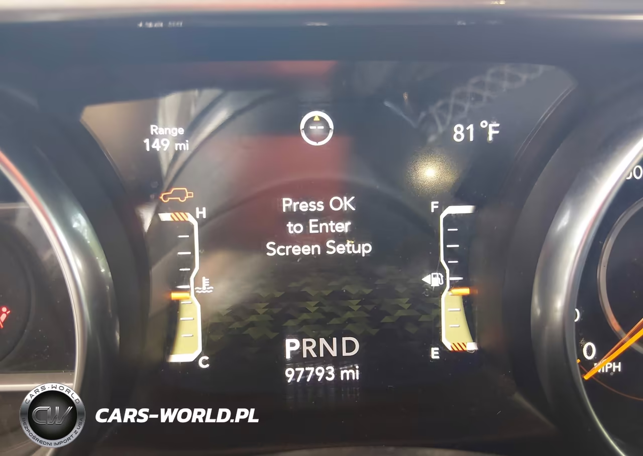 2020 Jeep Wrangler Unlimited Sahara 4X4 VIN:1C4HJXEN6LW175612 - 15