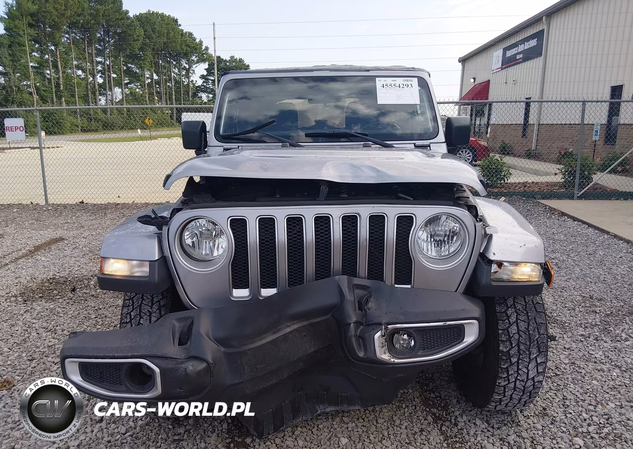 2020 Jeep Wrangler Unlimited Sahara 4X4 VIN:1C4HJXEN6LW175612 - 6