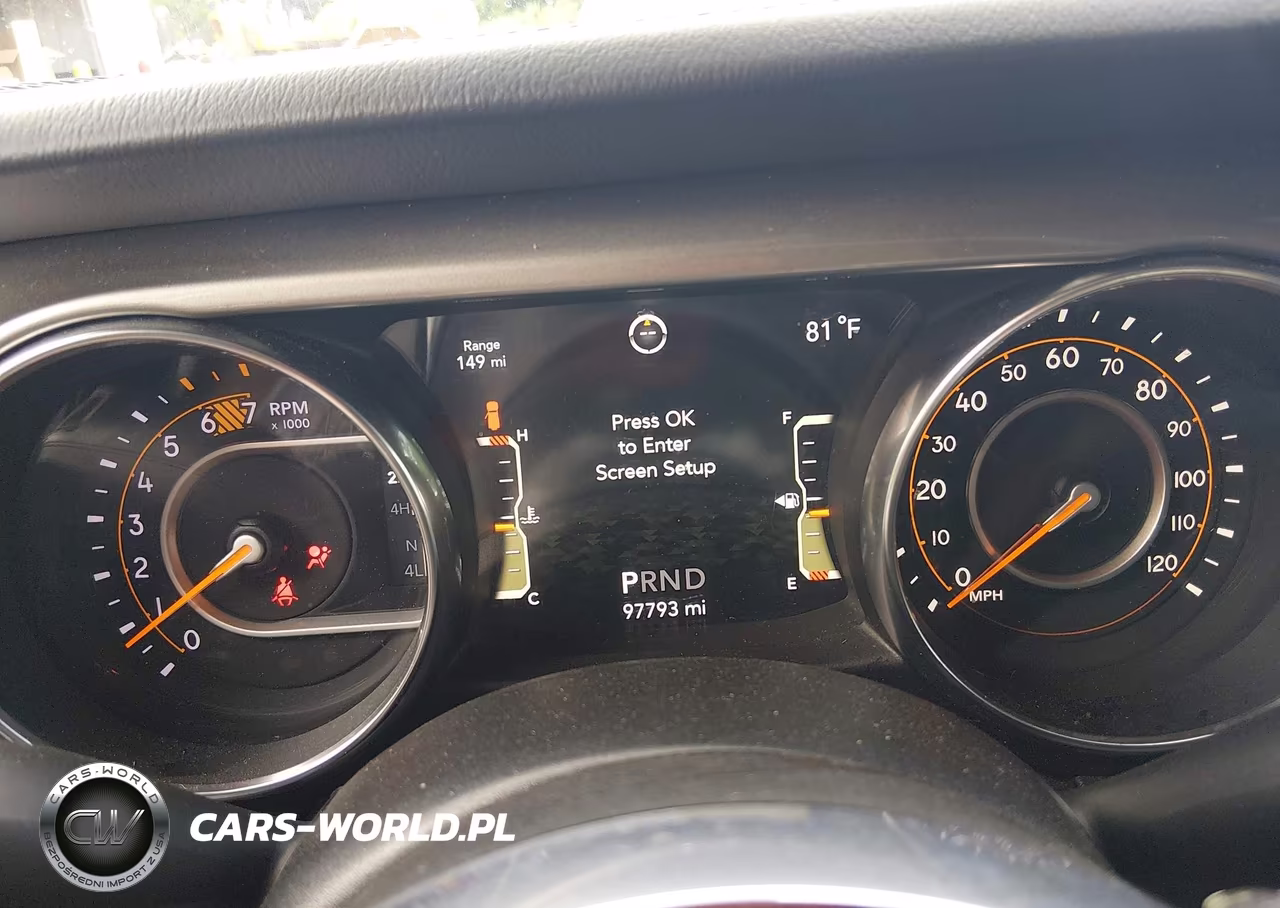 2020 Jeep Wrangler Unlimited Sahara 4X4 VIN:1C4HJXEN6LW175612 - 7