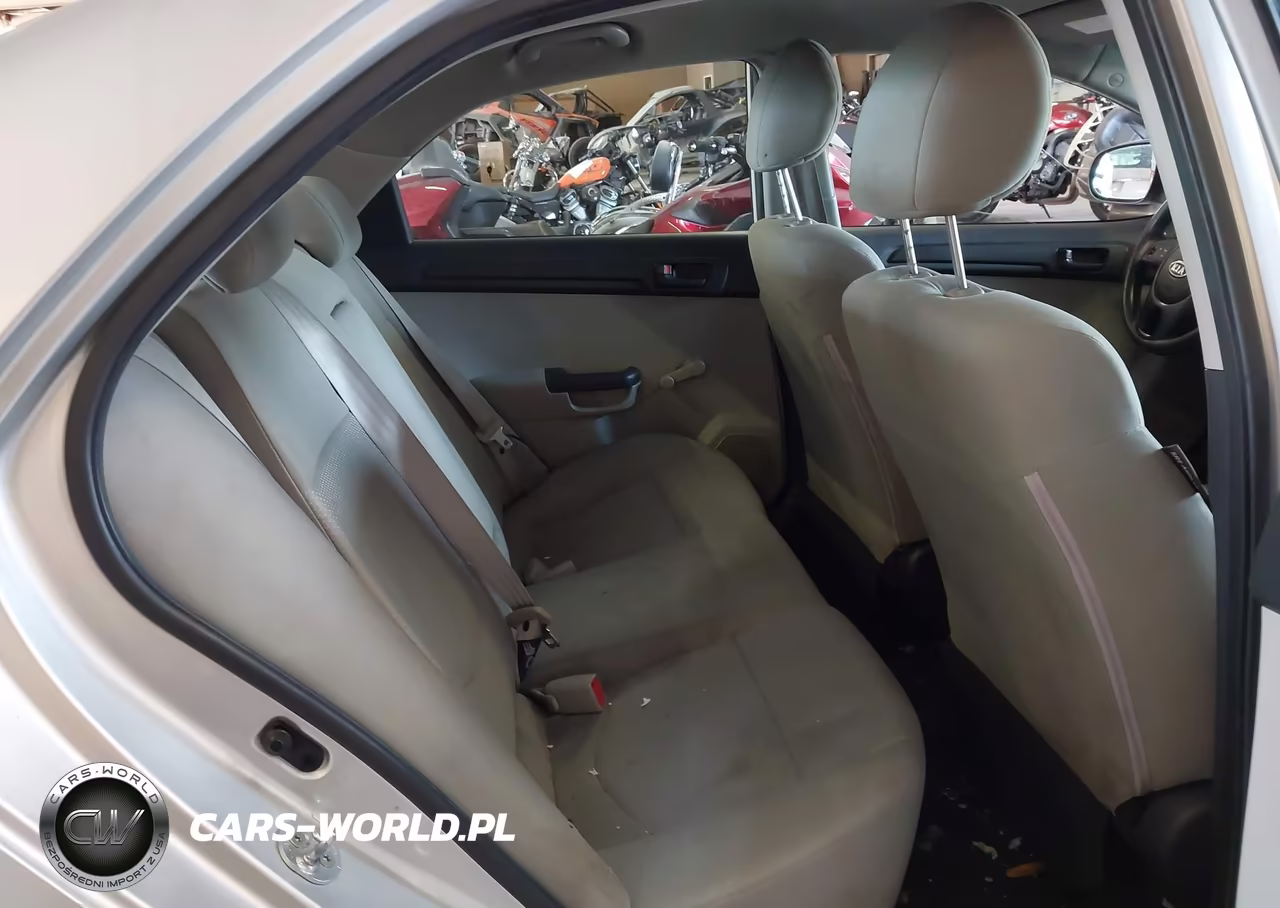 2012 Kia Forte Lx VIN:KNAFT4A2XC5583996 - 8