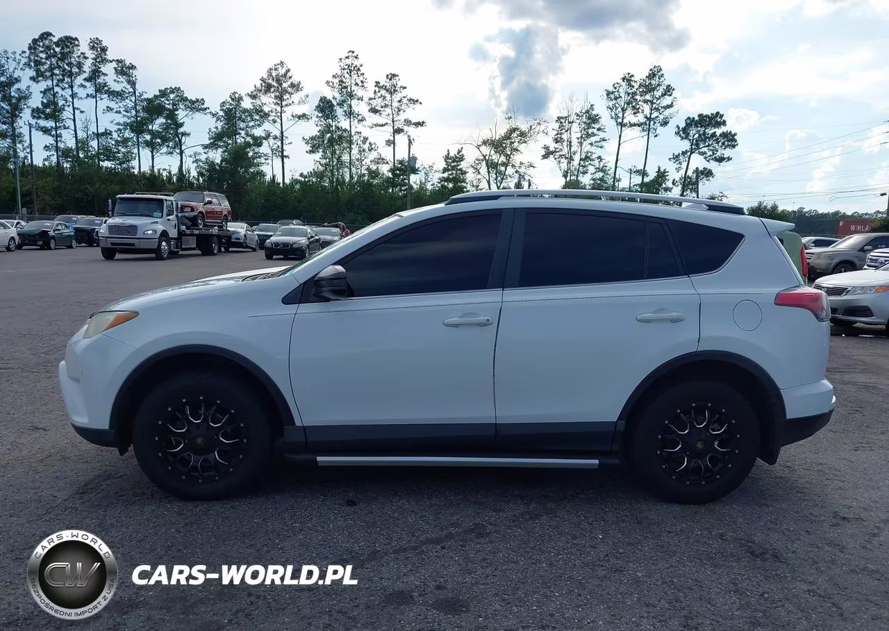 2016 Toyota Rav4 Le VIN:JTMZFREV3GJ067016 - 14