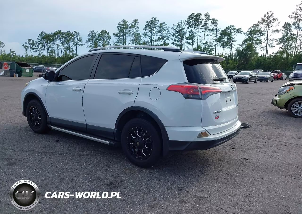 2016 Toyota Rav4 Le VIN:JTMZFREV3GJ067016 - 3