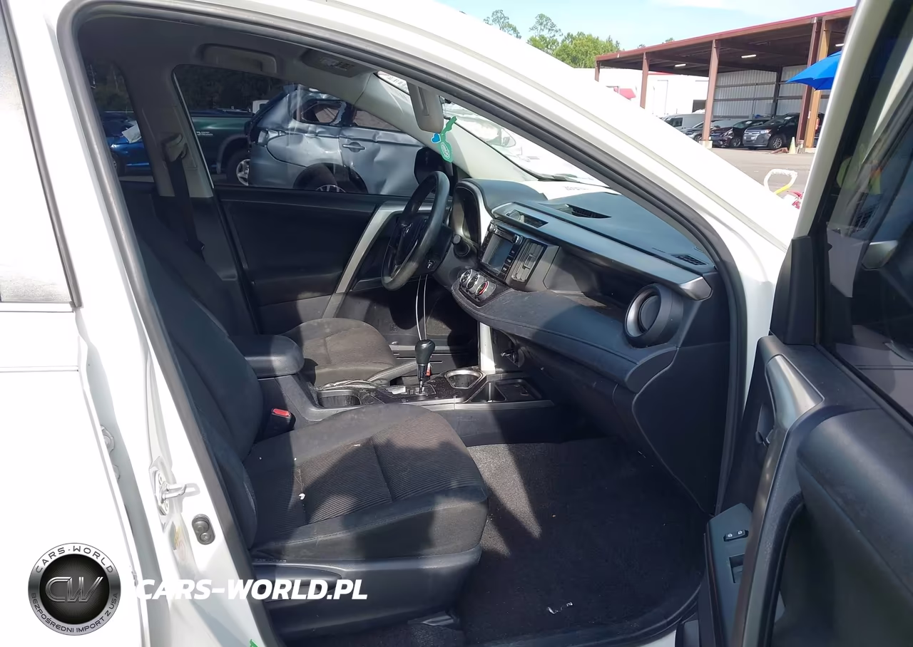 2016 Toyota Rav4 Le VIN:JTMZFREV3GJ067016 - 5