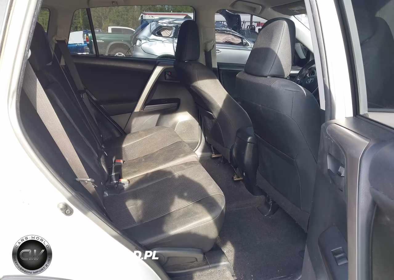 2016 Toyota Rav4 Le VIN:JTMZFREV3GJ067016 - 8