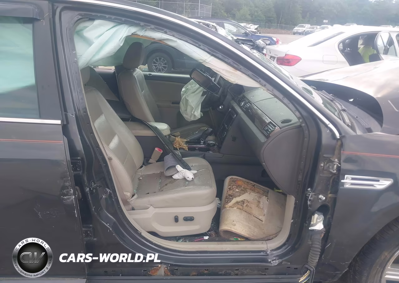 2008 Ford Taurus Limited VIN:1FAHP28W18G130316 - 5
