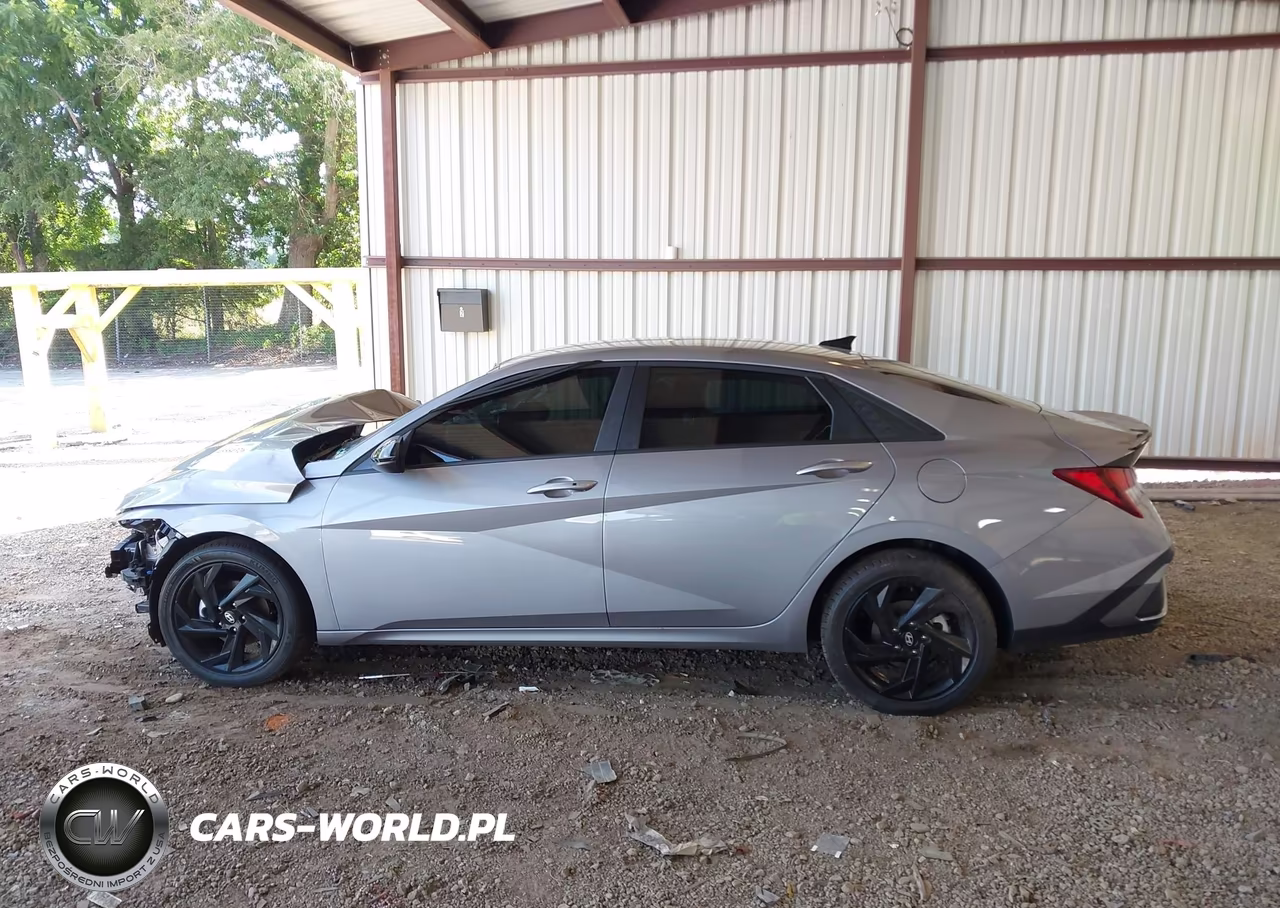 2026 Hyundai Elantra Sel Sport VIN:KMHLM4DG3TU158194 - 14