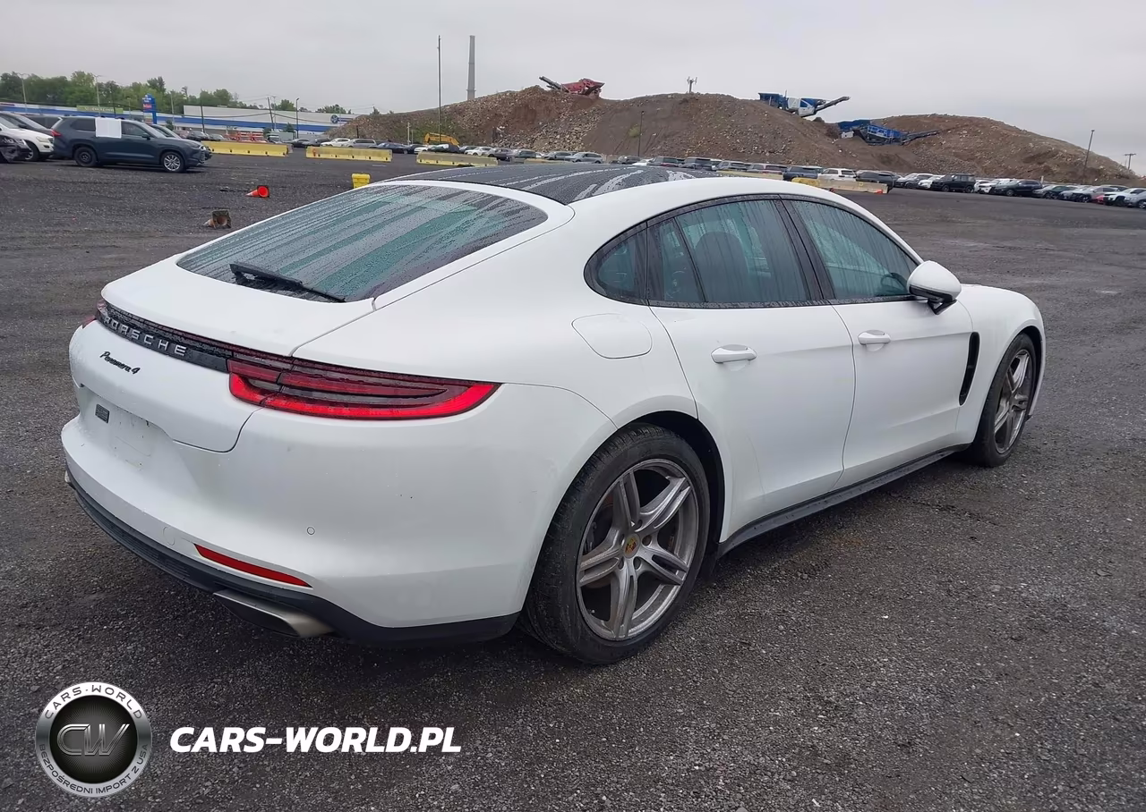 2018 Porsche Panamera 4 VIN:WP0AA2A75JL113449 - 4