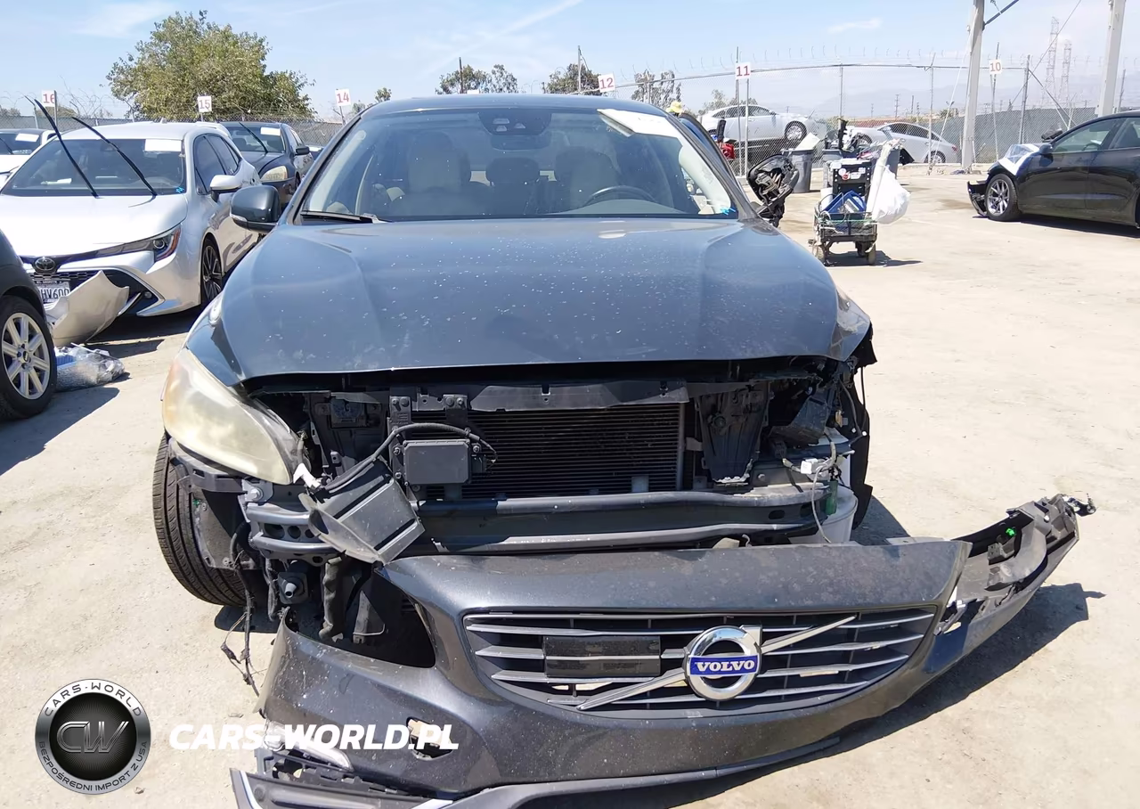 2015 Volvo S60 T5 Platinum VIN:YV140MFM8F1351805 - 12