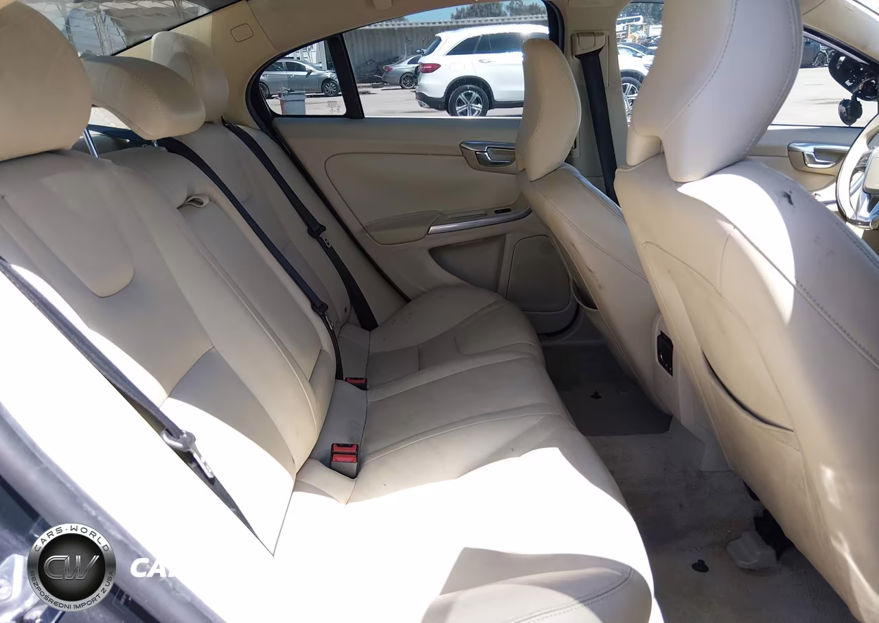 2015 Volvo S60 T5 Platinum VIN:YV140MFM8F1351805 - 8