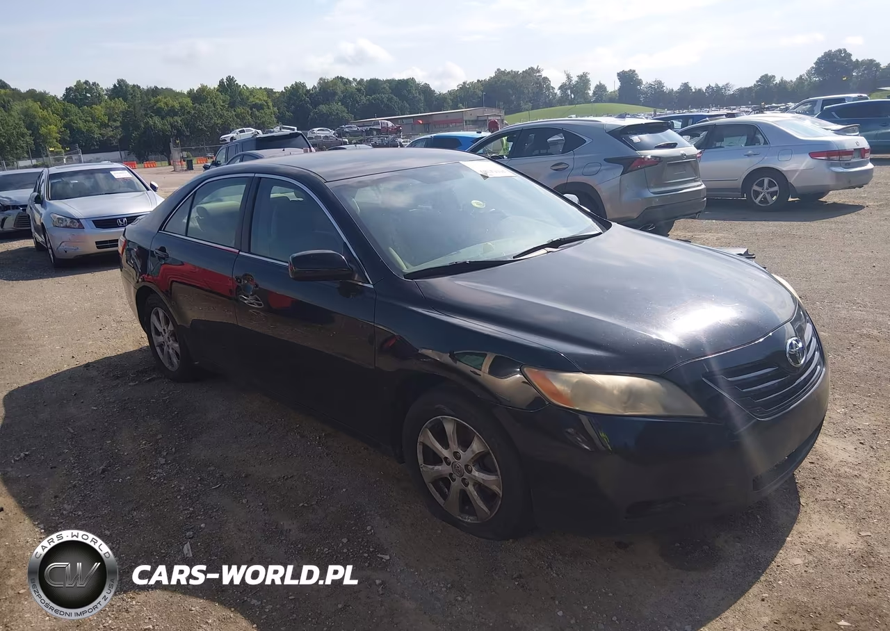 2008 Toyota Camry Le – zdjęcie 1 z 11