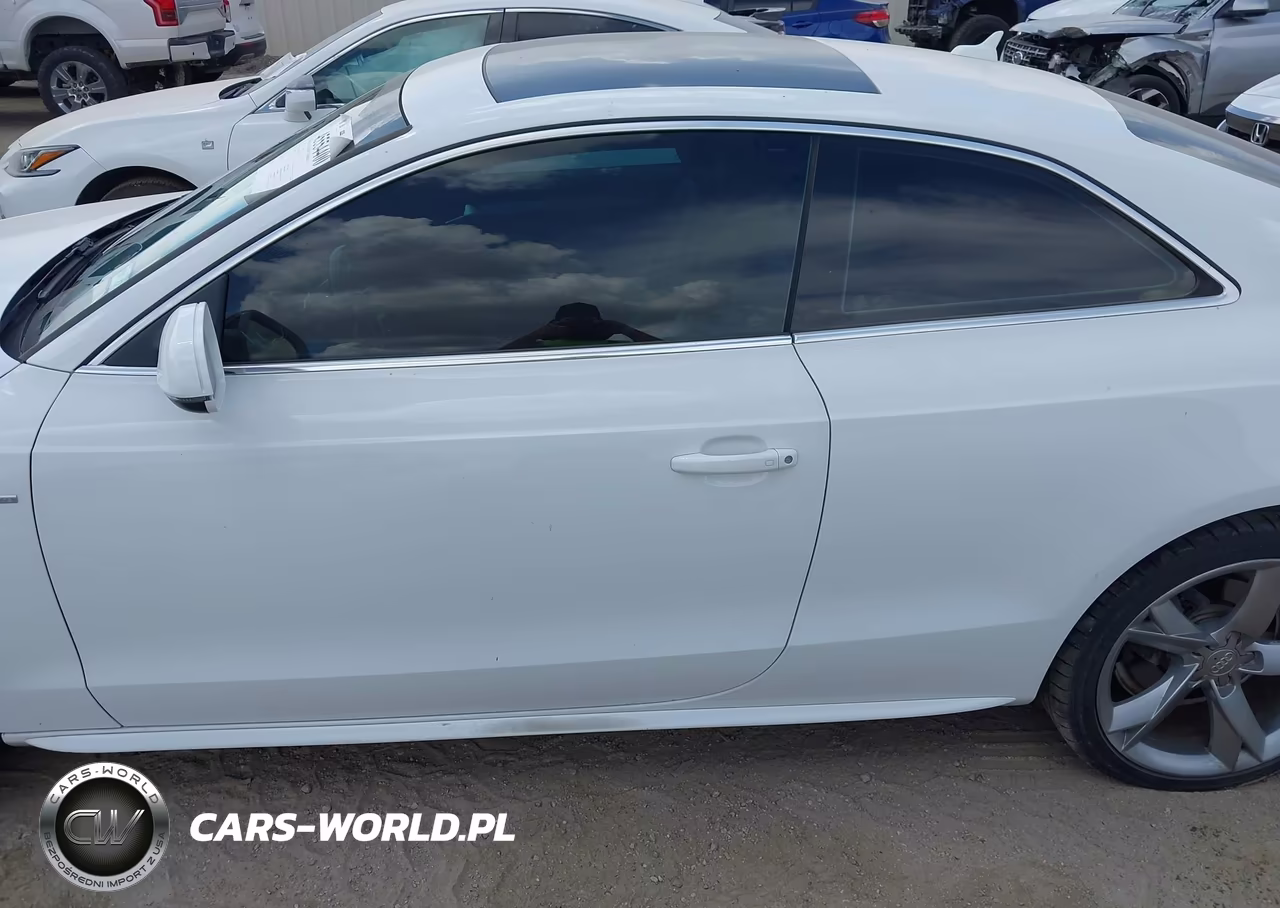 2011 Audi A5 2.0T Premium VIN:WAUWFAFR7BA074109 - 14