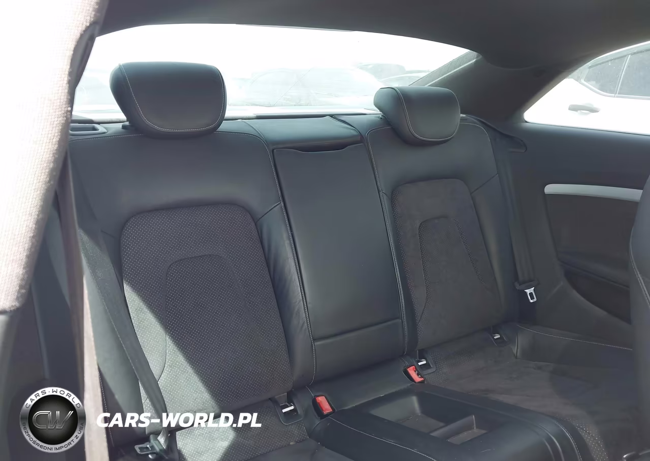 2011 Audi A5 2.0T Premium VIN:WAUWFAFR7BA074109 - 8