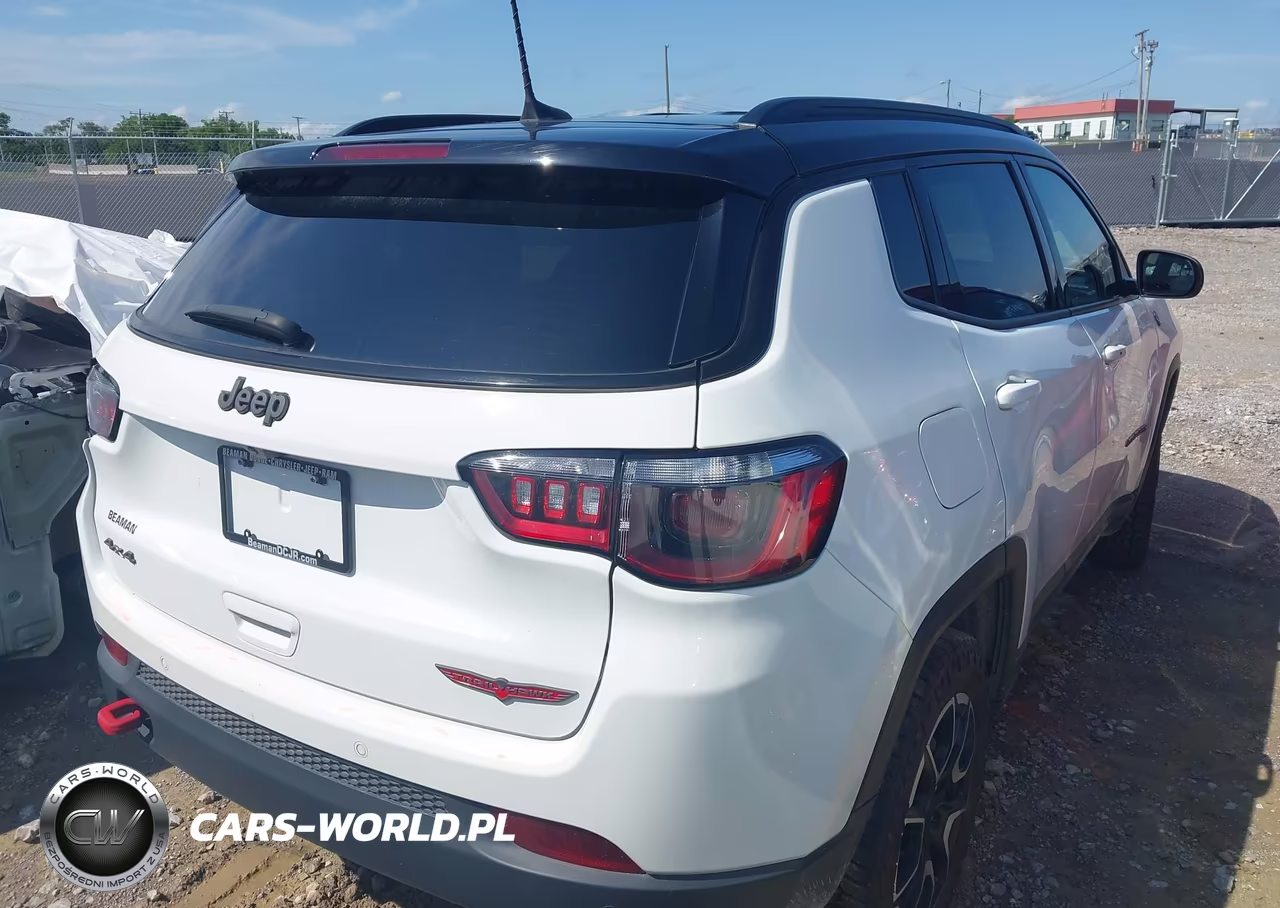 2024 Jeep Compass Trailhawk 4X4 VIN:3C4NJDDN1RT144737 - 4