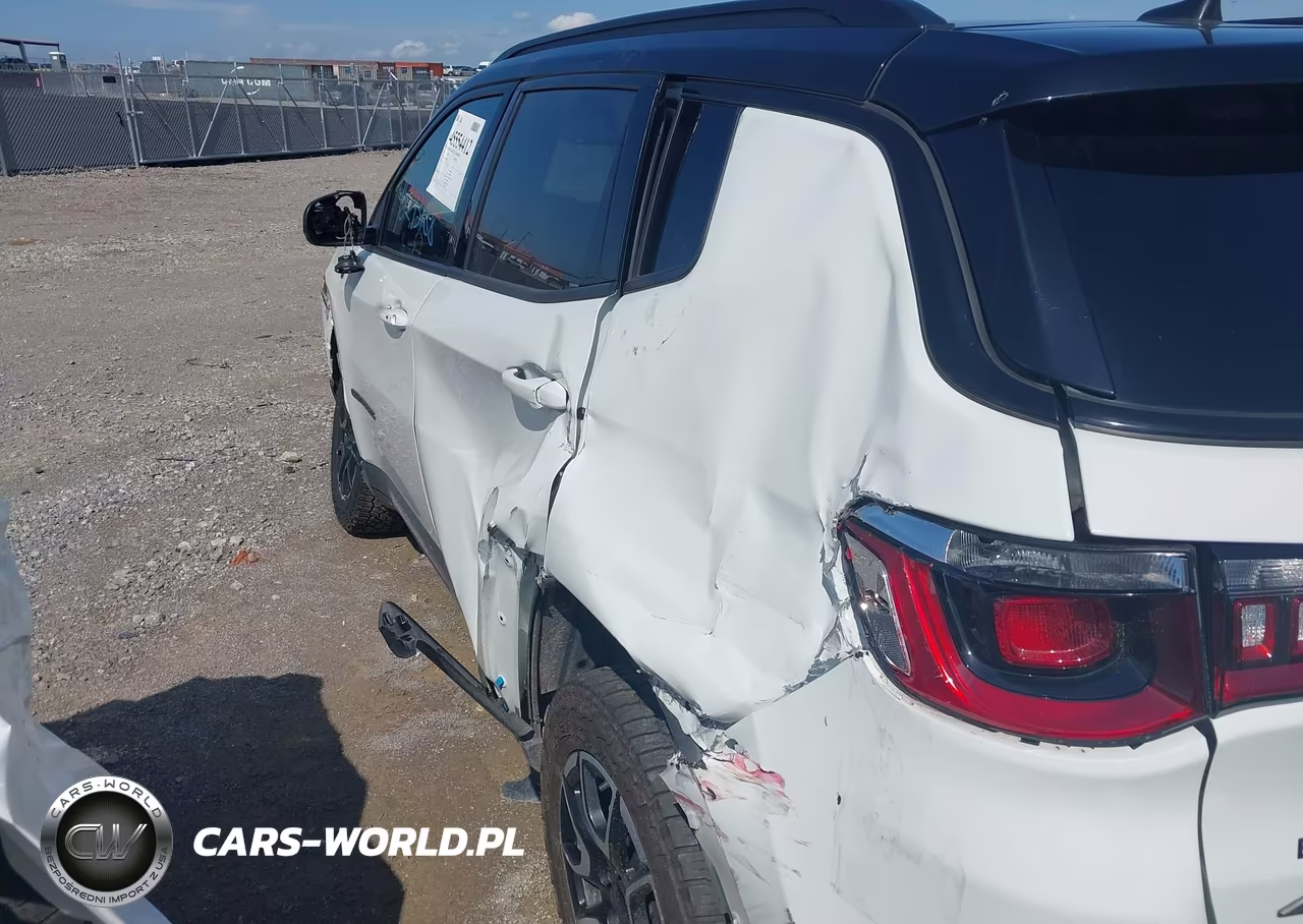 2024 Jeep Compass Trailhawk 4X4 VIN:3C4NJDDN1RT144737 - 6