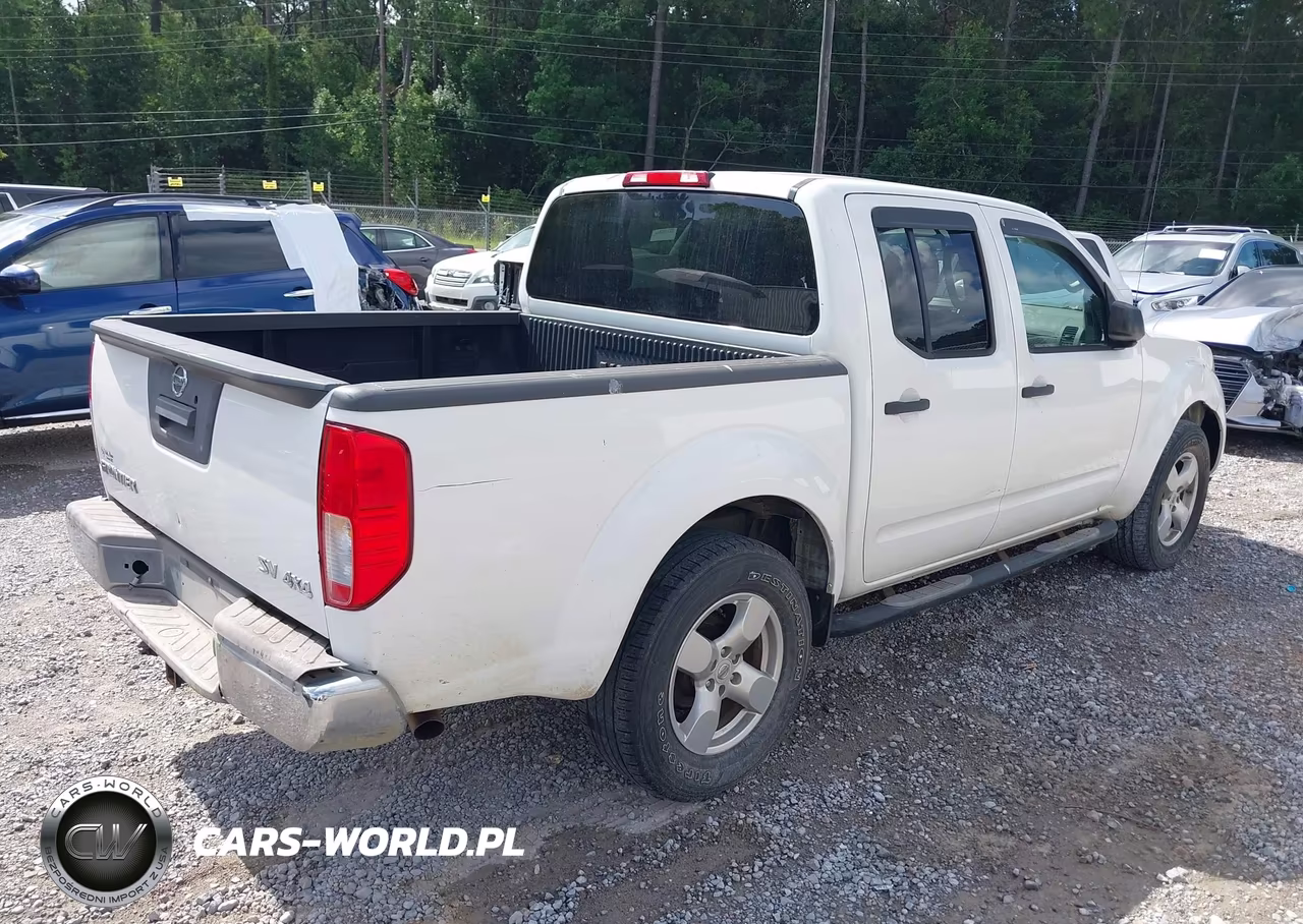 2015 Nissan Frontier Pro-4X-S-Sl-Sv VIN:1N6AD0EV9FN745741 - 4