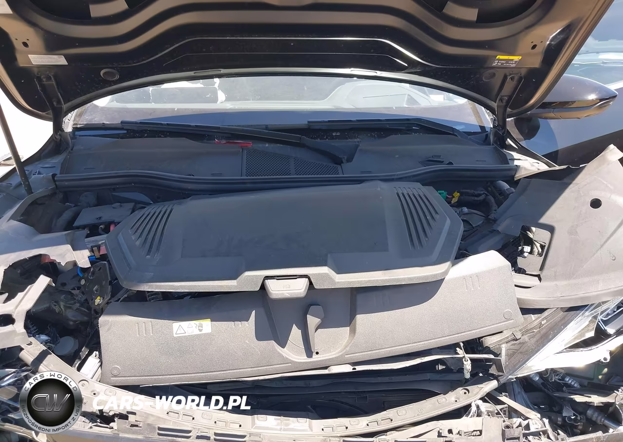 2019 Audi E-Tron Premium Plus VIN:WA1VABGE6KB010775 - 10