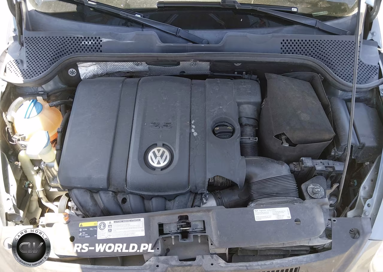 2013 Volkswagen Beetle 2.5L VIN:3VW5P7AT4DM814218 - 10