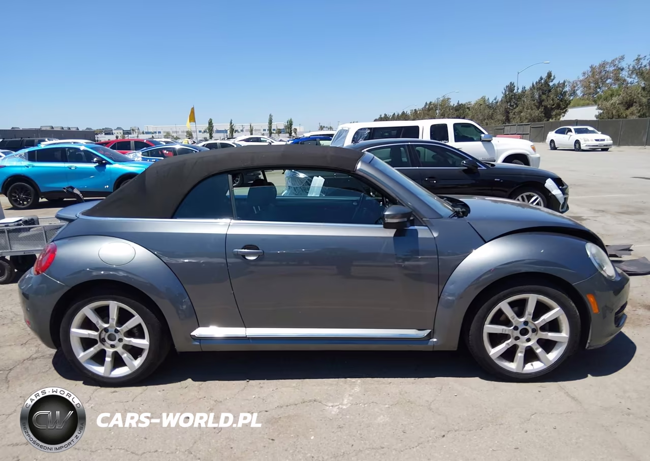 2013 Volkswagen Beetle 2.5L VIN:3VW5P7AT4DM814218 - 13