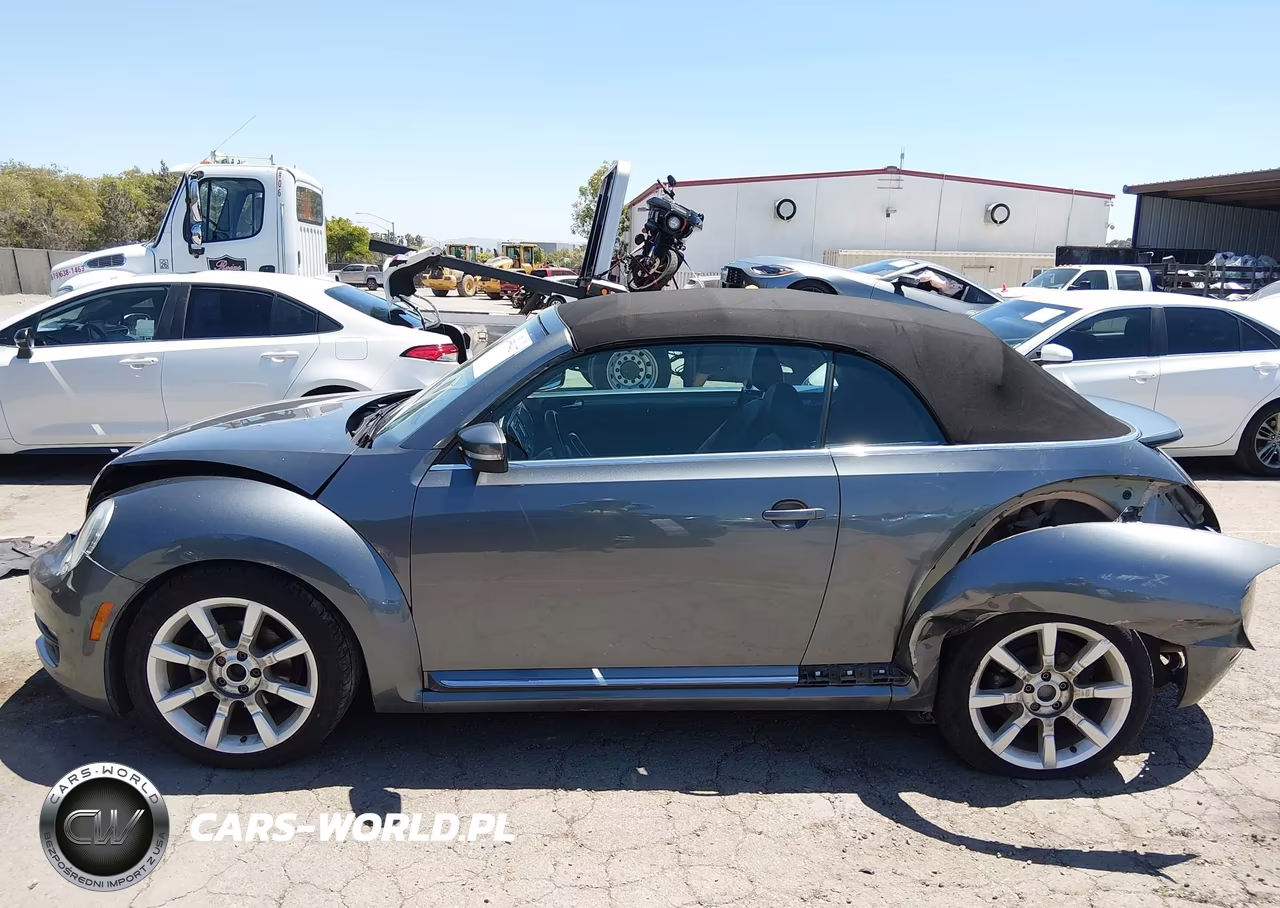 2013 Volkswagen Beetle 2.5L VIN:3VW5P7AT4DM814218 - 14