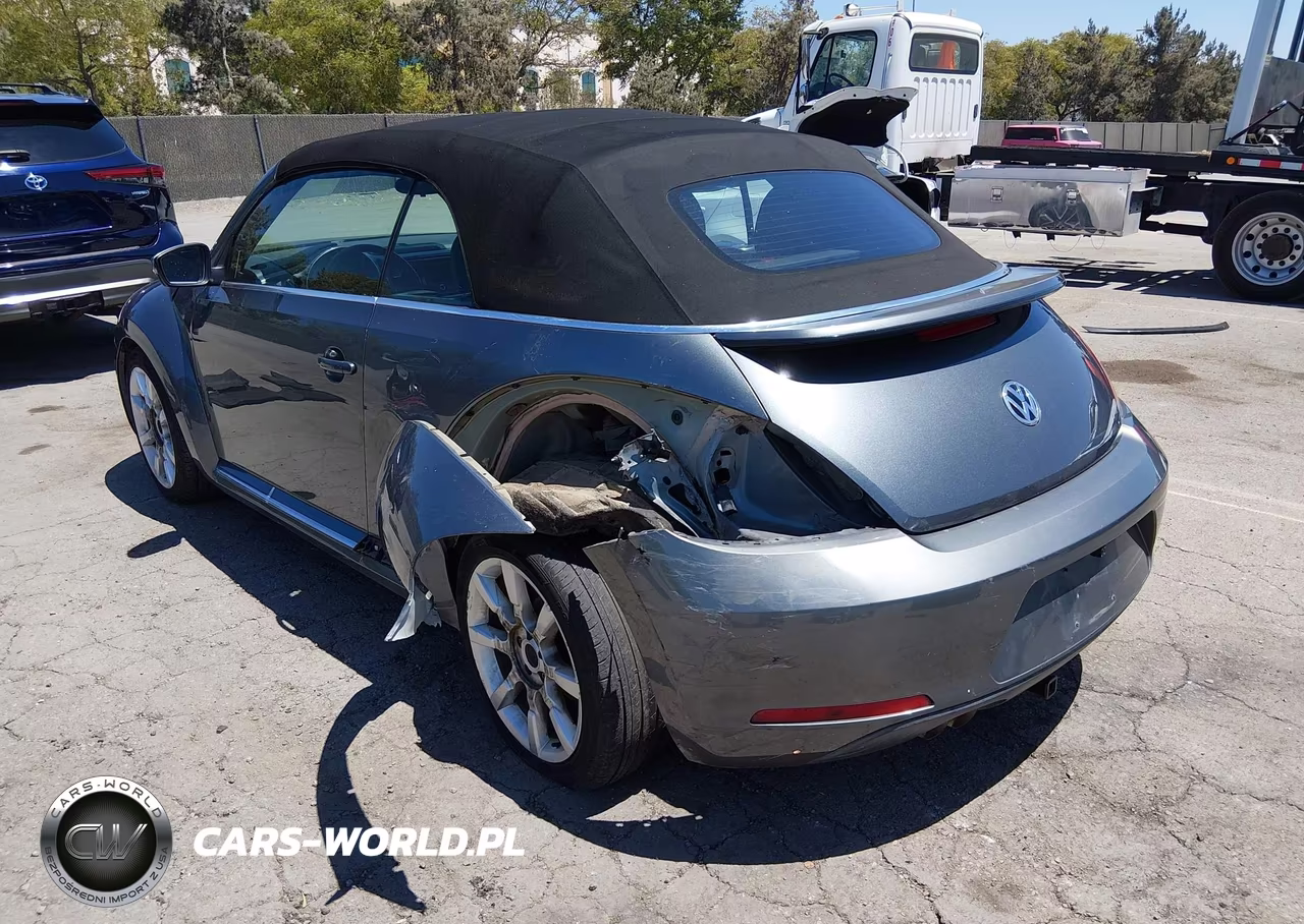 2013 Volkswagen Beetle 2.5L VIN:3VW5P7AT4DM814218 - 3