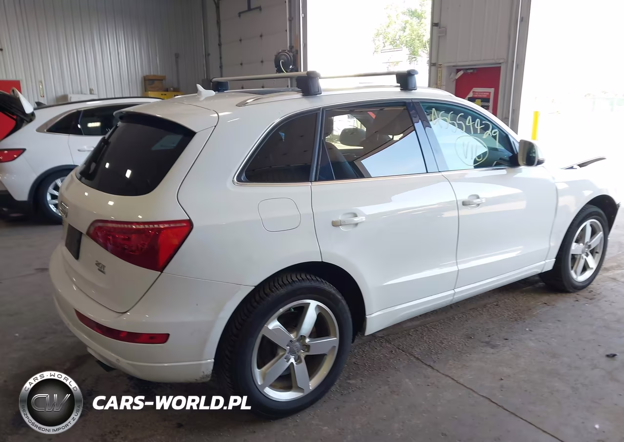 2011 Audi Q5 2.0T Premium VIN:WA1LFAFP3BA052378 - 4